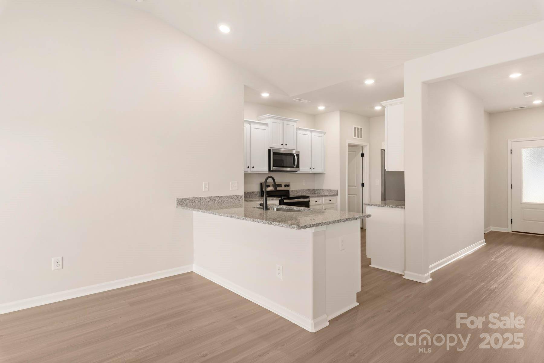 3337 Strong Box LN, Gastonia, NC 28052