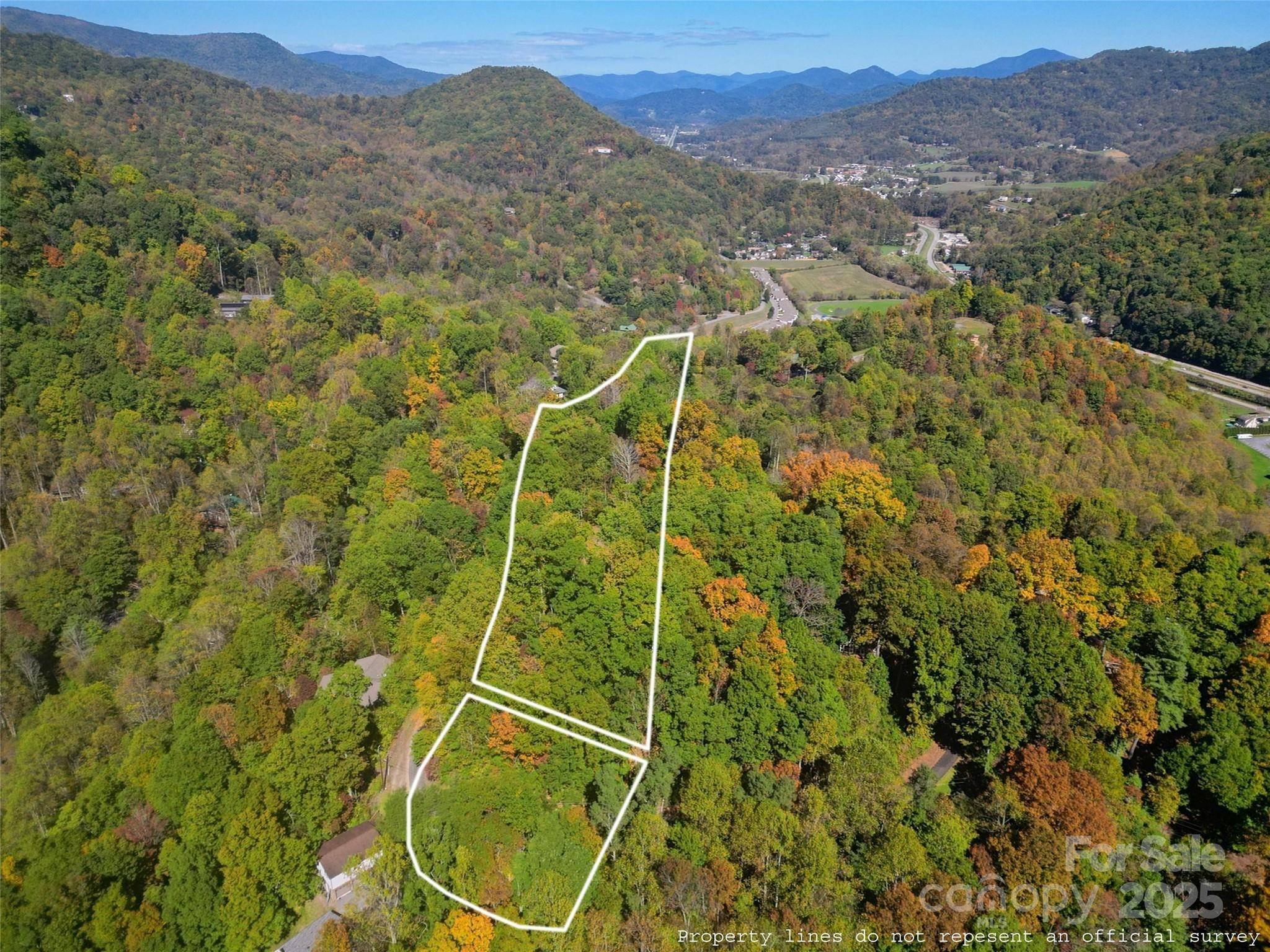 534 Cicada DR, Maggie Valley, NC 28751