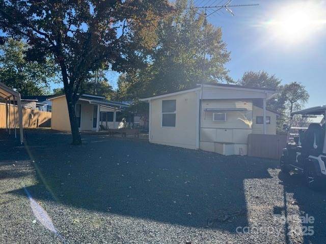 314 Lake Tillery TRL #74/75E, Mount Gilead, NC 27306