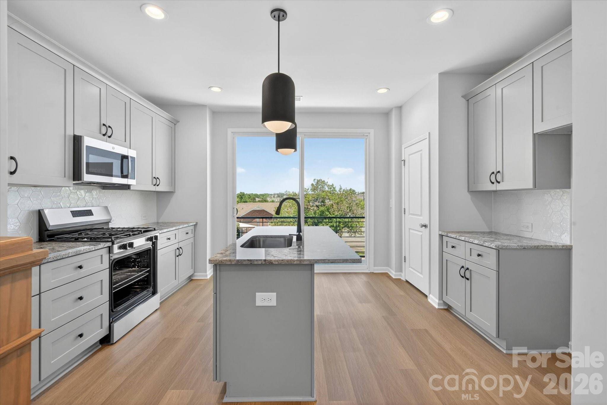 1614 Spring ST #EQX1874, Charlotte, NC 28206