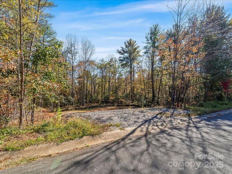 304 Winding Creek DR, Morganton, NC 28655