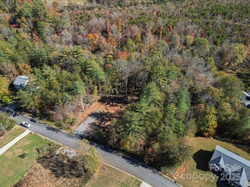 302 Winding Creek DR, Morganton, NC 28655