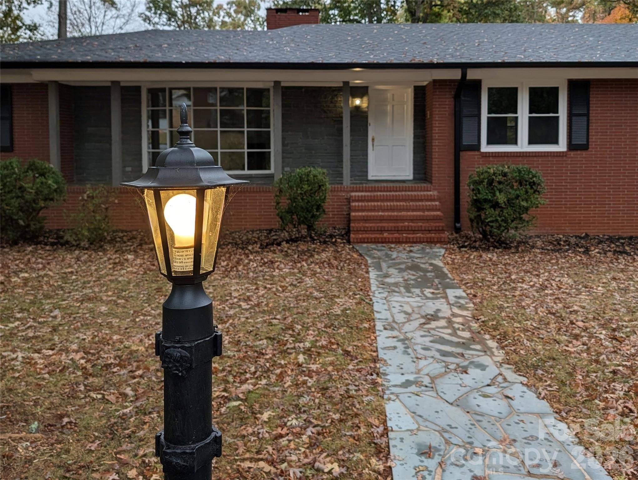 719 Avondale AVE, Albemarle, NC 28001