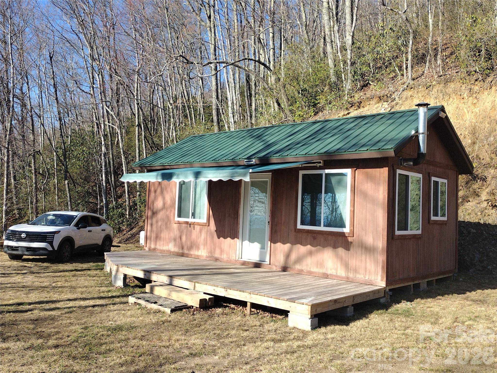 241 Bloom TRL, Sylva, NC 28779