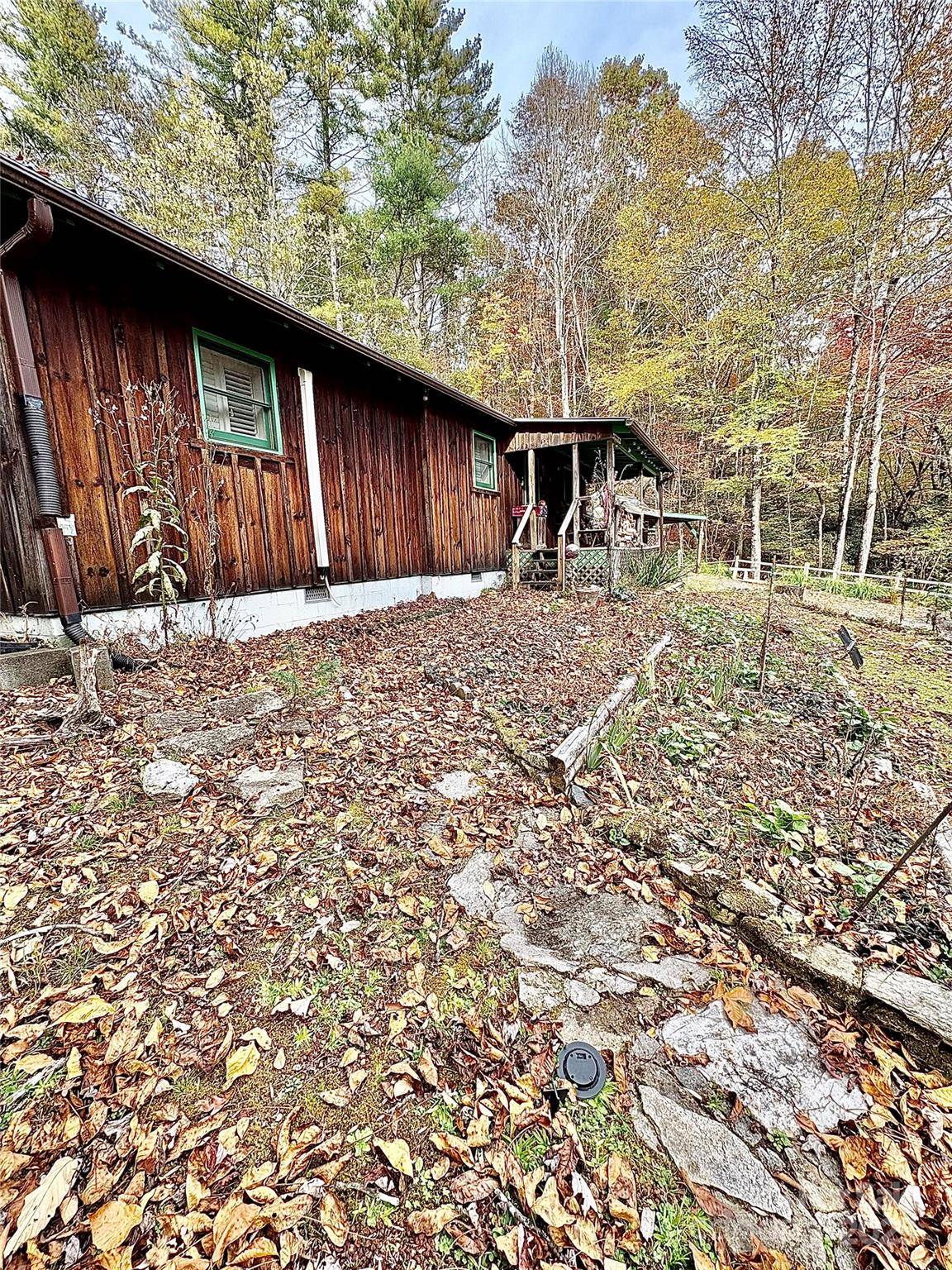 875 Carson Creek RD, Brevard, NC 28712