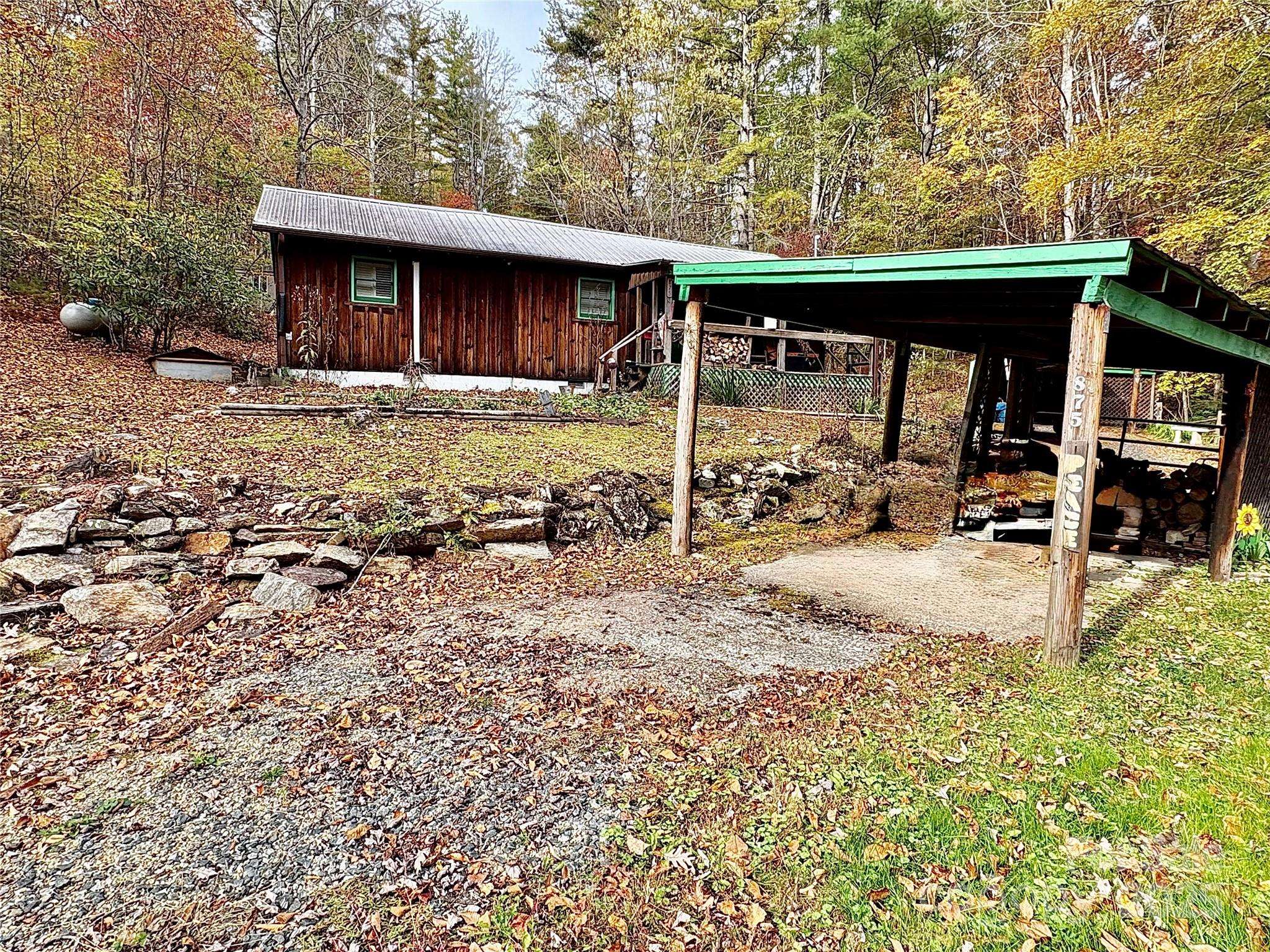 875 Carson Creek RD, Brevard, NC 28712