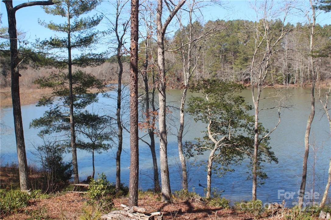 2226 Inlet Shore RD NE #29, Connelly Springs, NC 28612