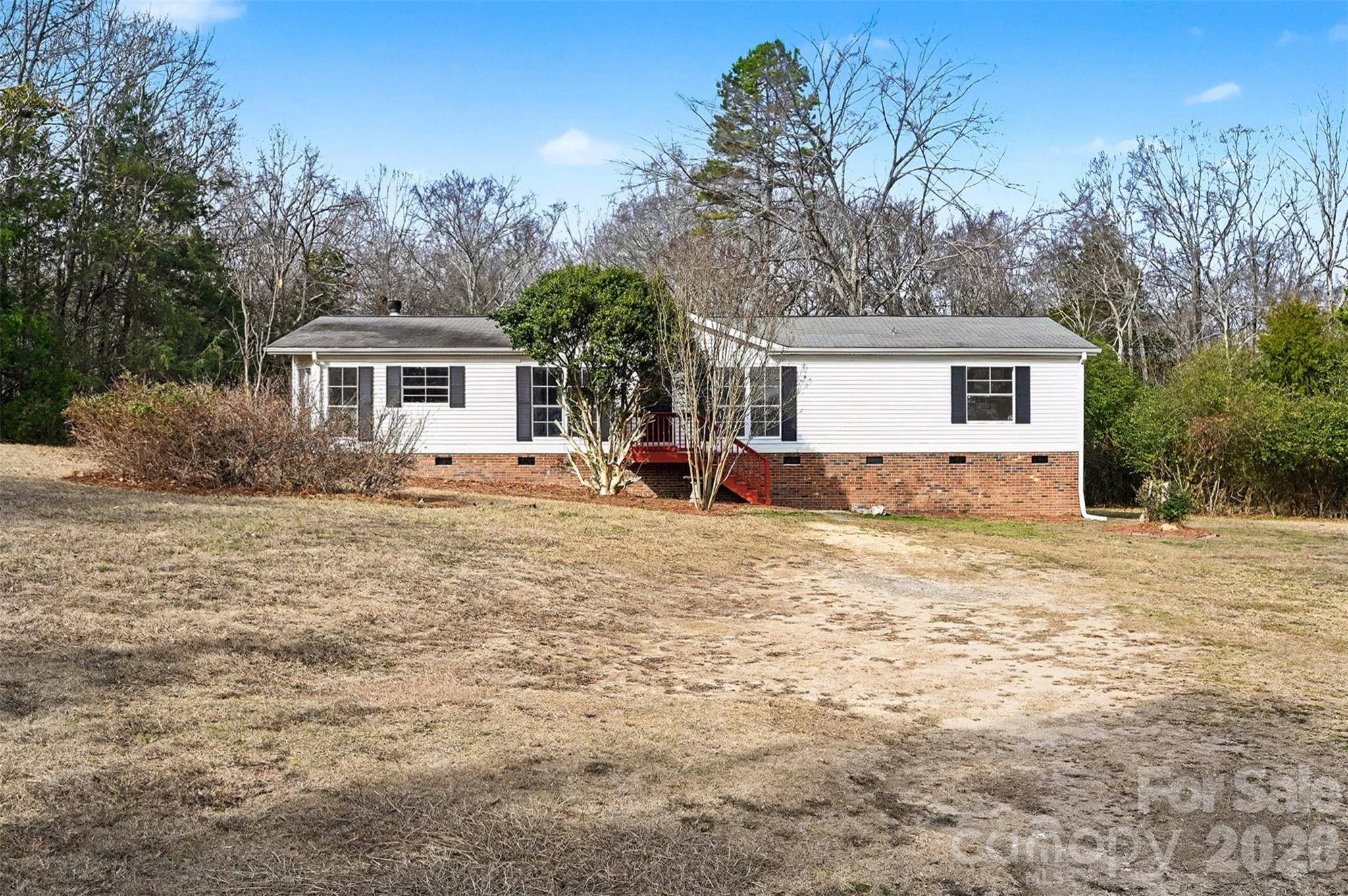 137 Cedar Grove RD, Clover, SC 29710