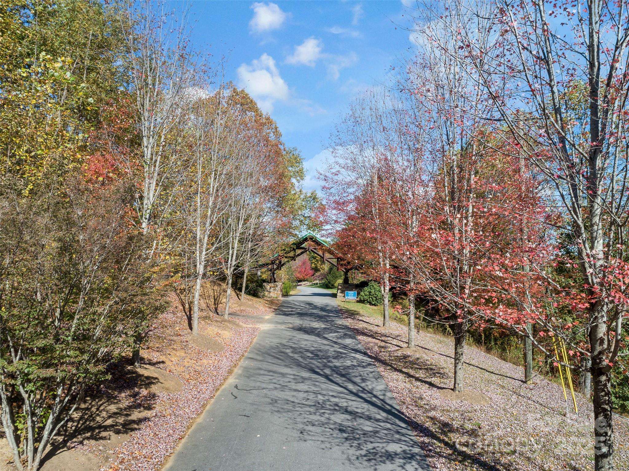 38 Attica Falls TRL, Black Mountain, NC 28711
