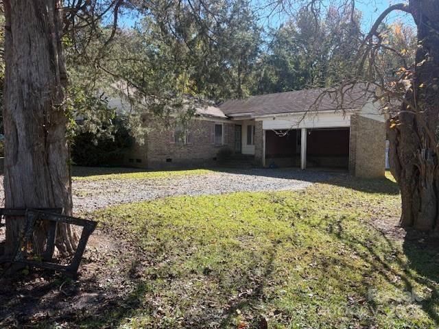 1728 Nc 109 HWY N, Wadesboro, NC 28170
