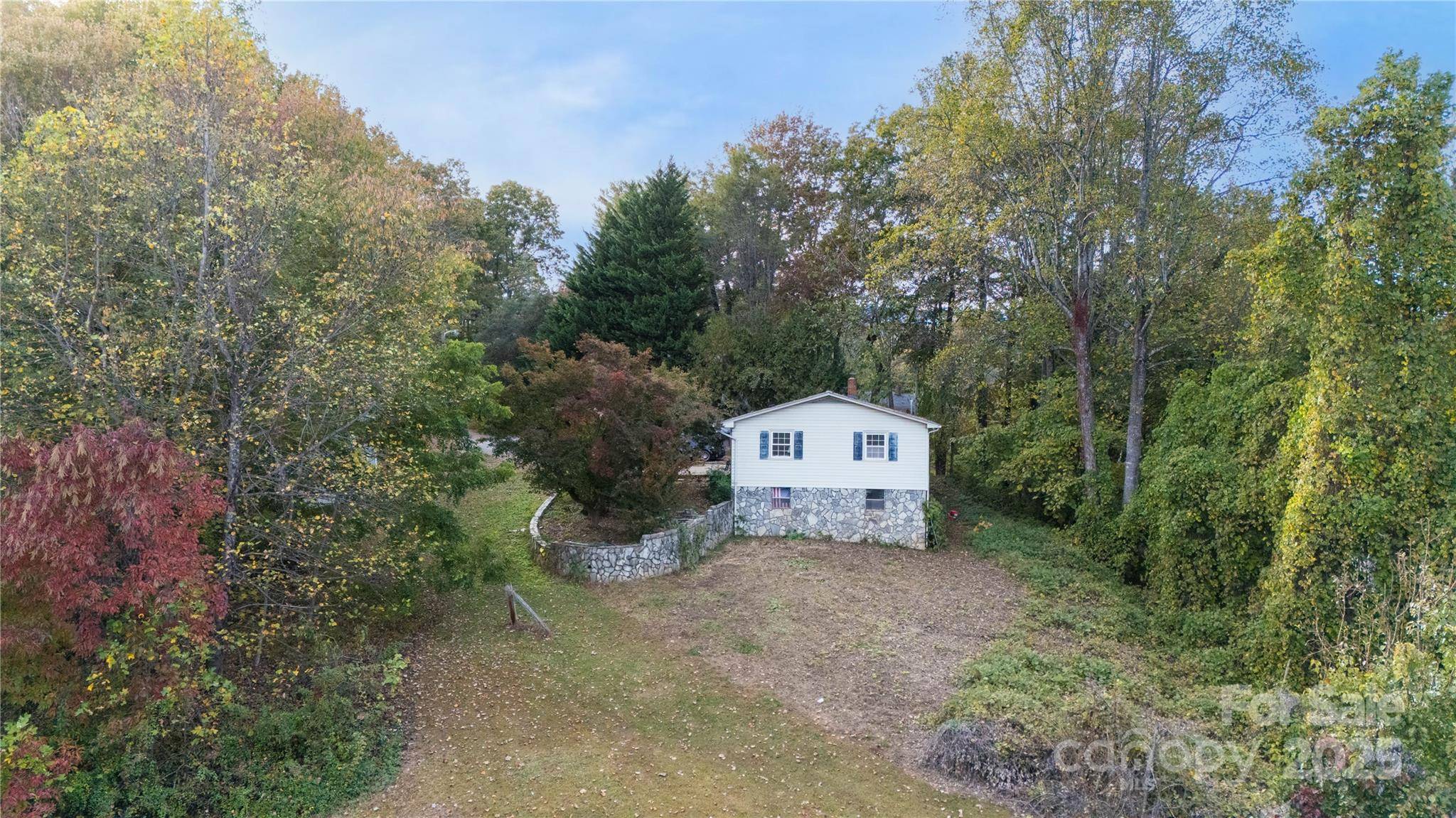 143 Dogwood Acres LOOP, Marion, NC 28752