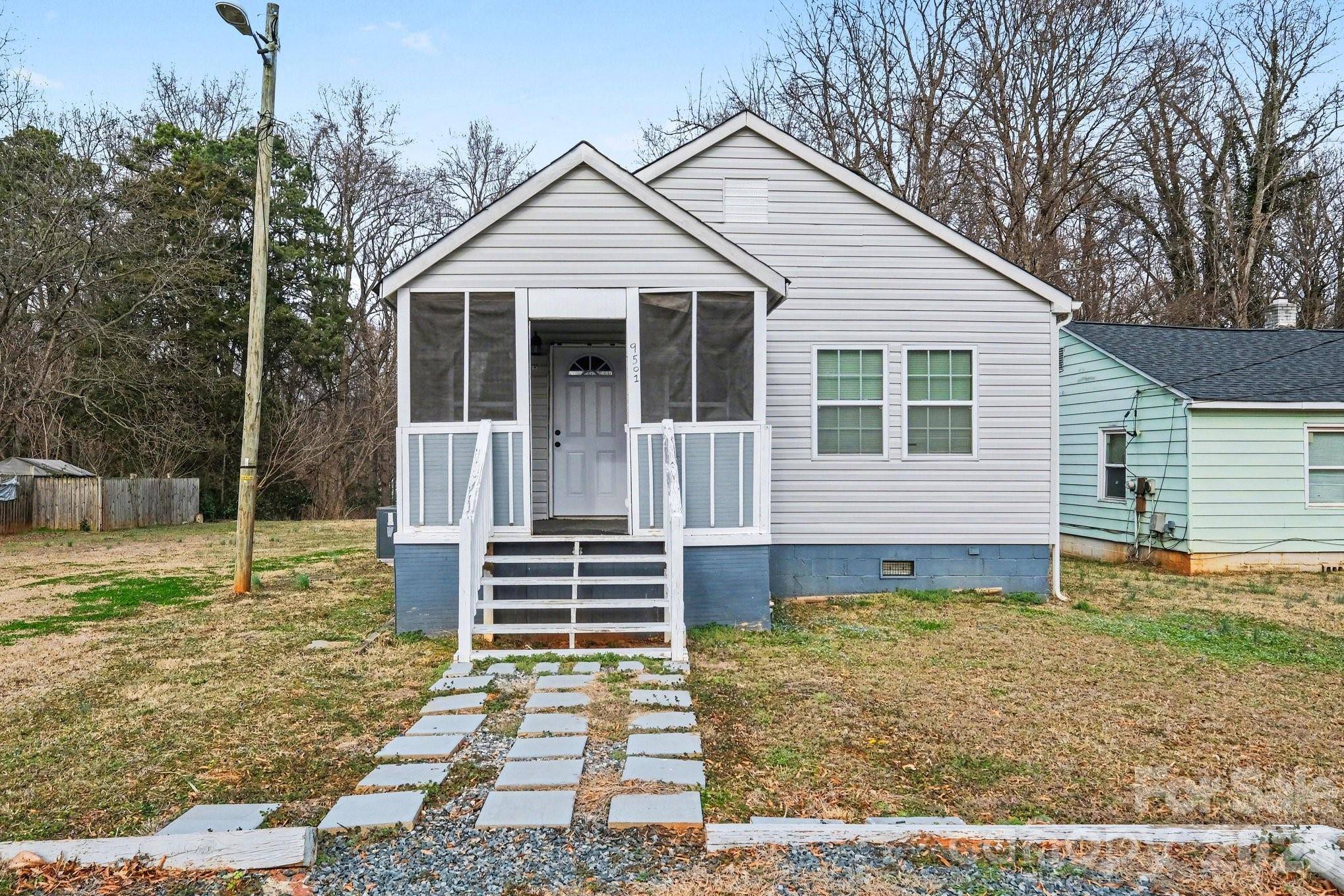 9501 Misenheimer RD, Charlotte, NC 28215