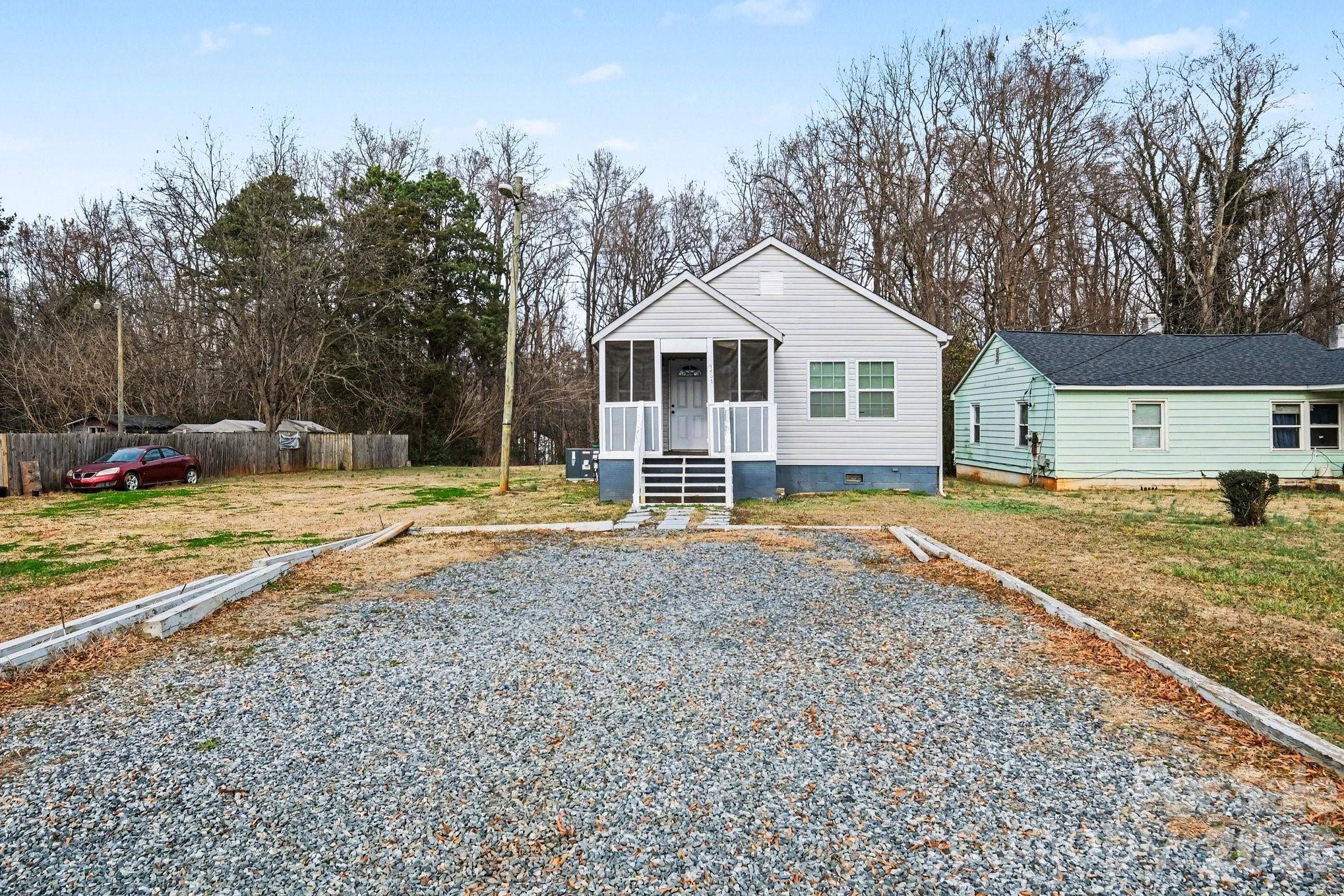9501 Misenheimer RD, Charlotte, NC 28215