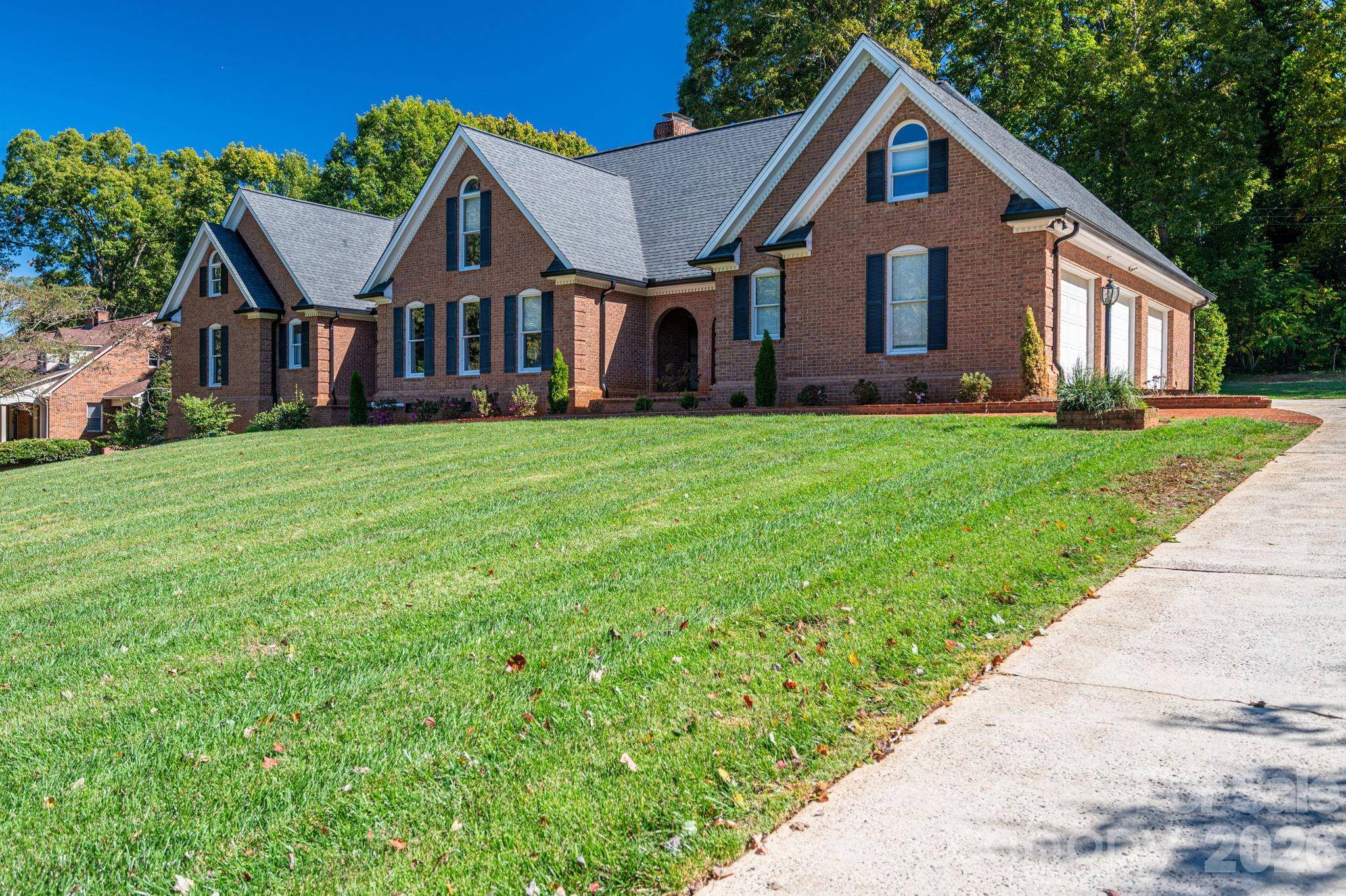 208 Hollow RD, Lincolnton, NC 28092