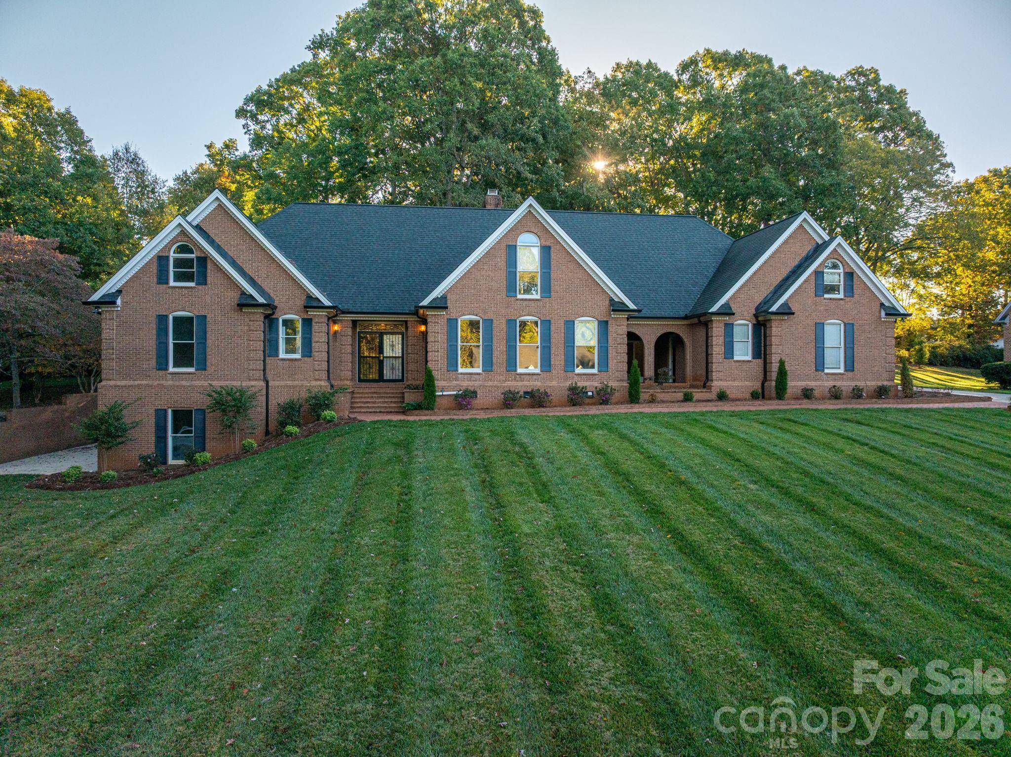 208 Hollow RD, Lincolnton, NC 28092