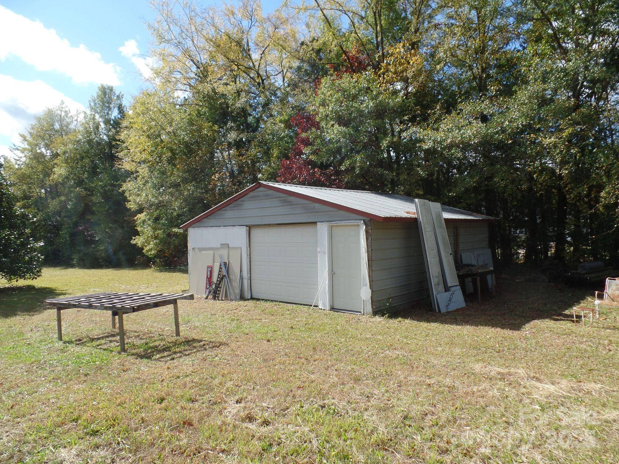 00 Mt Holly-Huntersville RD, Charlotte, NC 28216