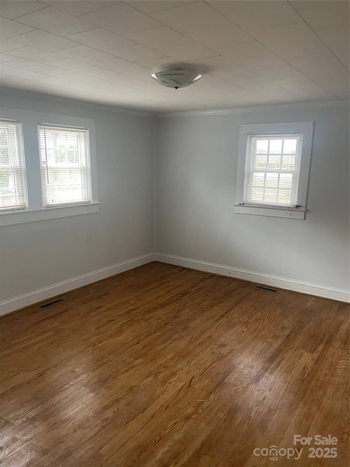 1050 Julian RD, Salisbury, NC 28146