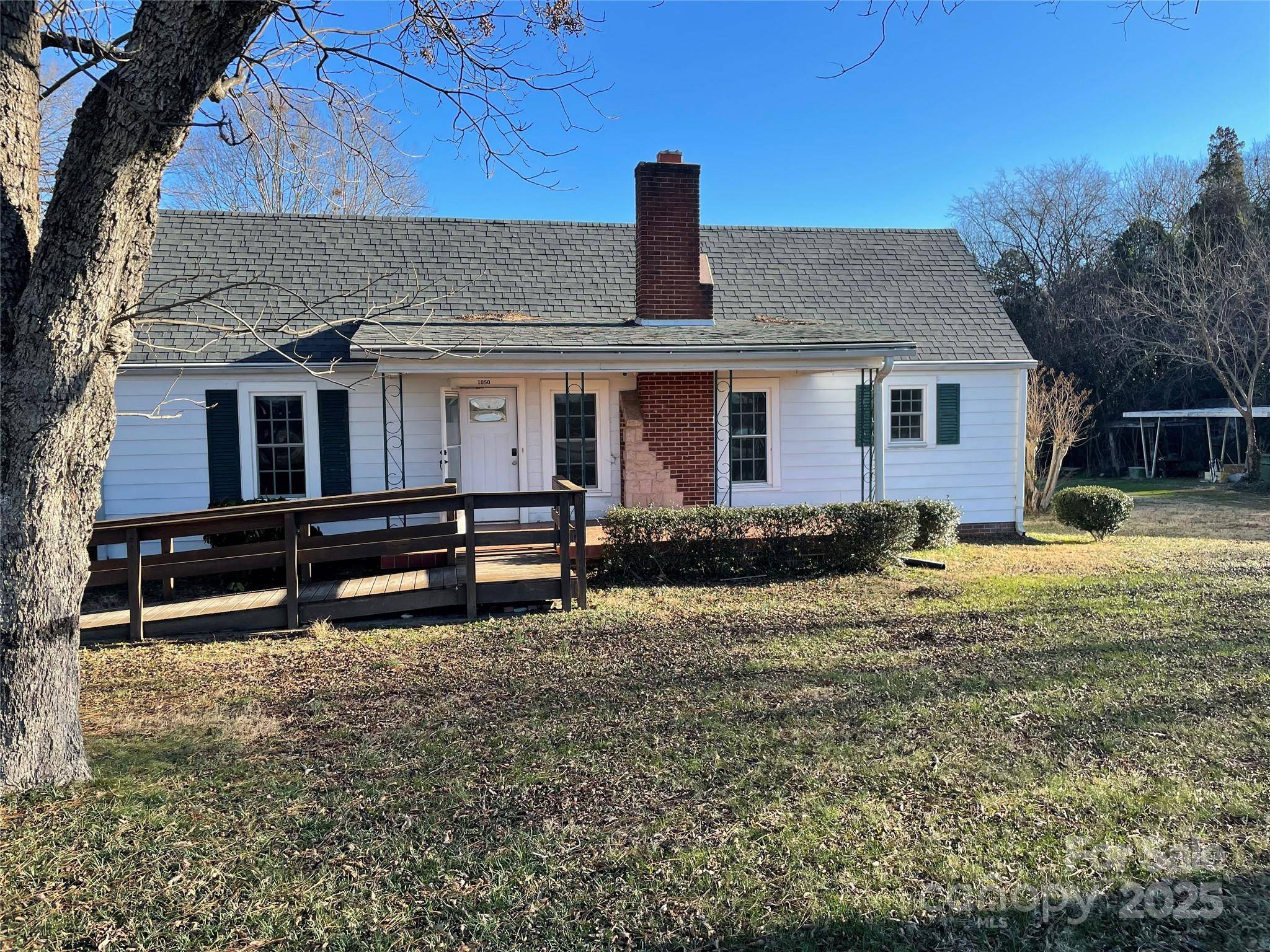 1050 Julian RD, Salisbury, NC 28146