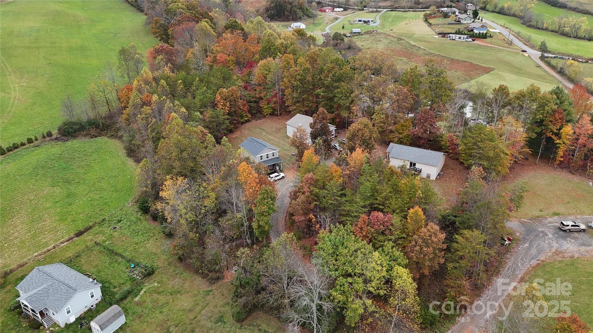 117 Tomato Town RD, Leicester, NC 28748