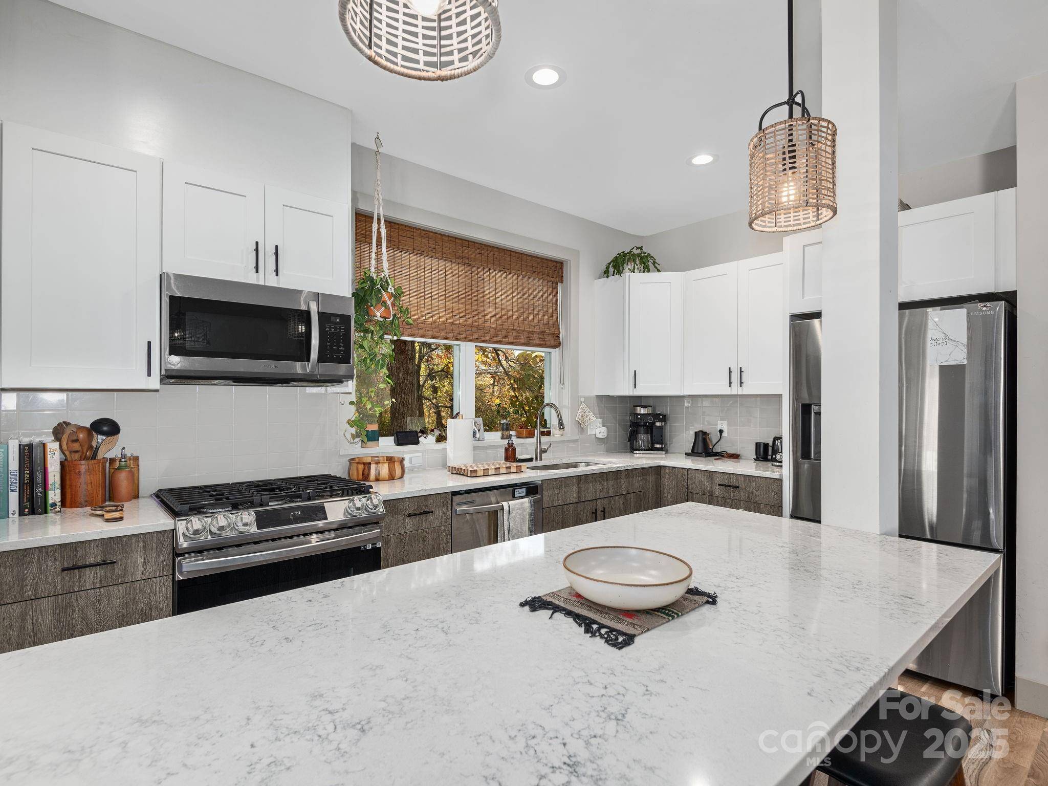 39 Cisco RD, Asheville, NC 28805