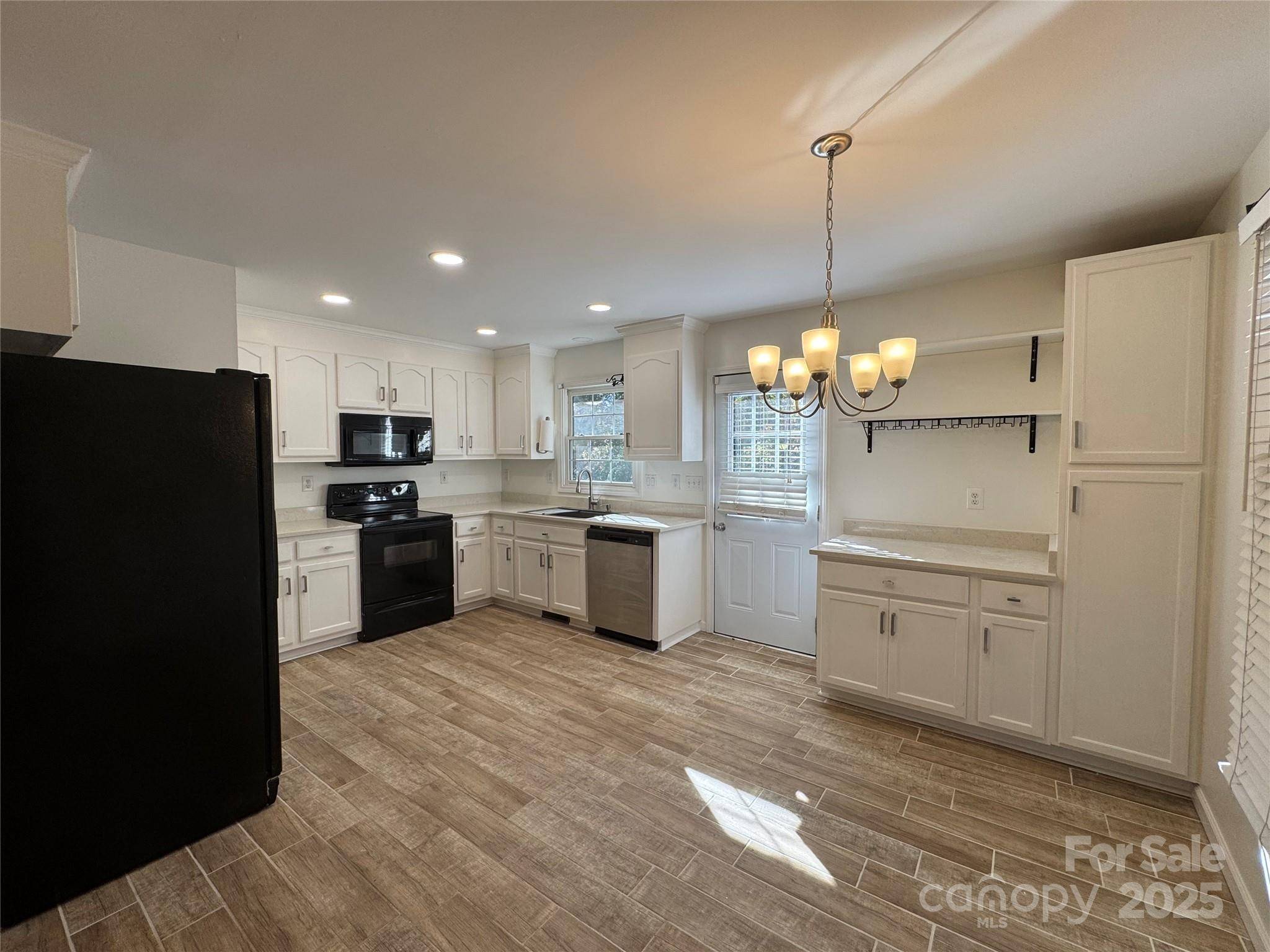 314 E Louisiana AVE, Bessemer City, NC 28016
