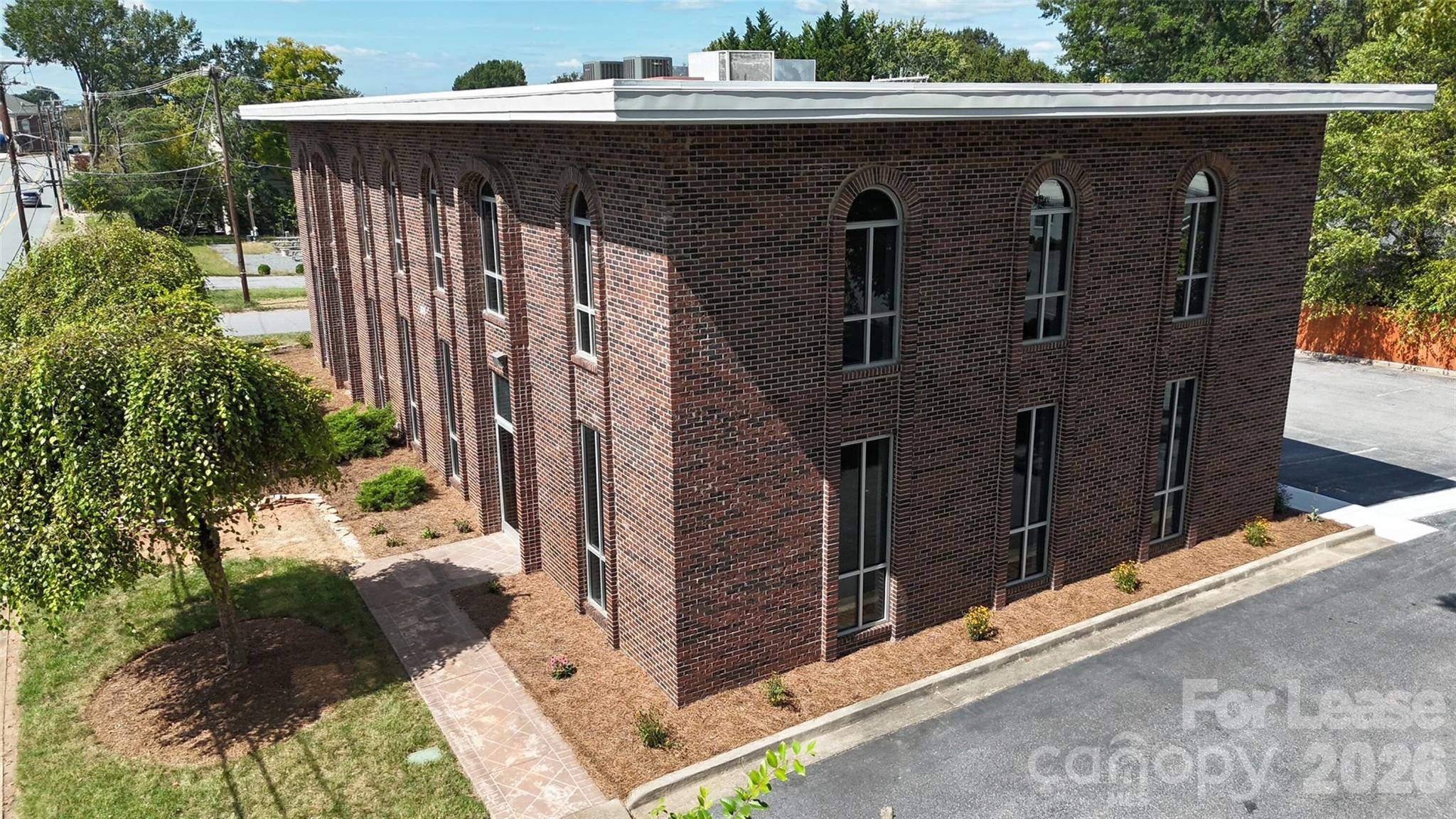 375 10th Avenue DR NE #First Floor, Hickory, NC 28601