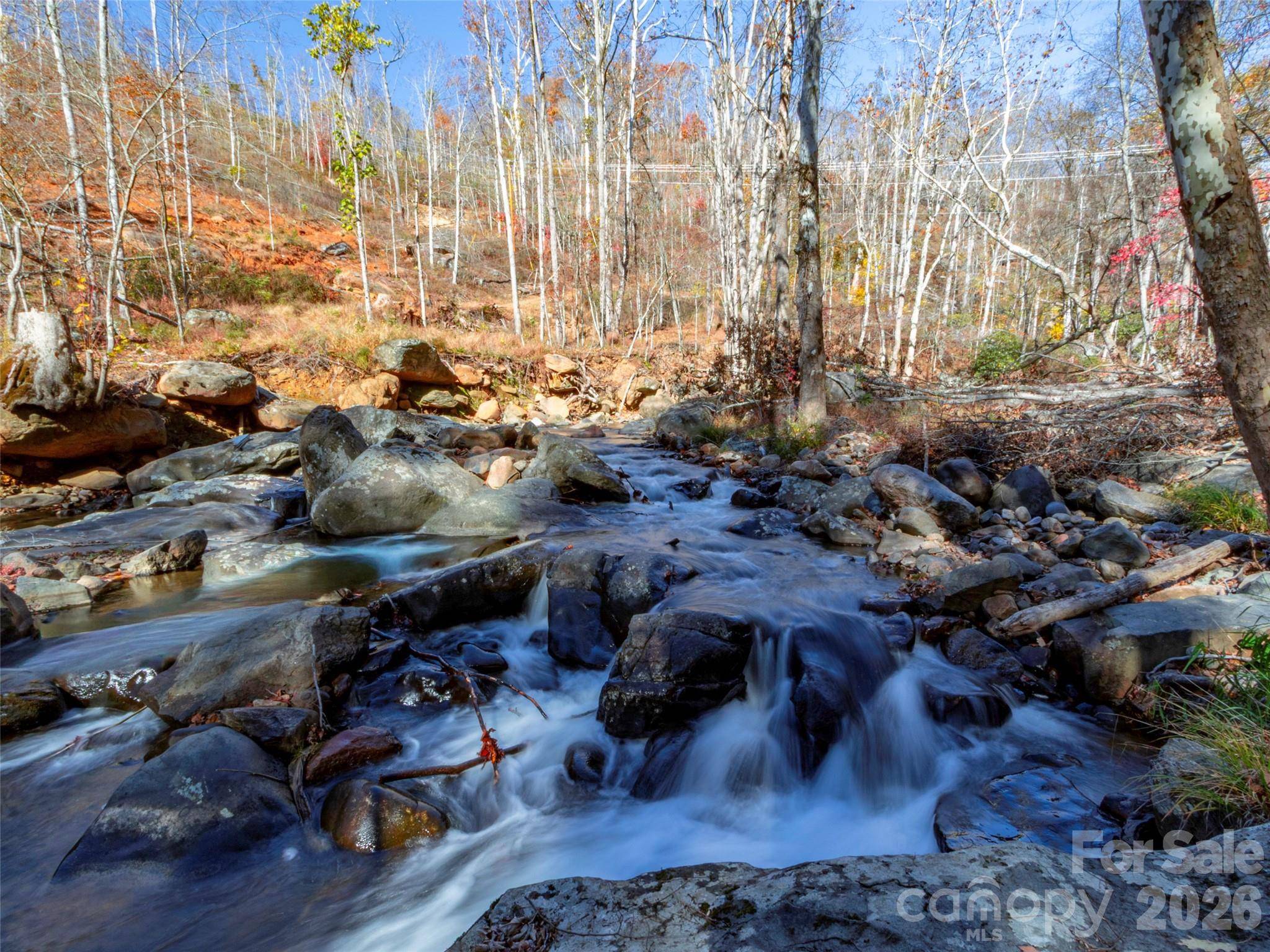 90 Rogers Creek DR, Bakersville, NC 28705