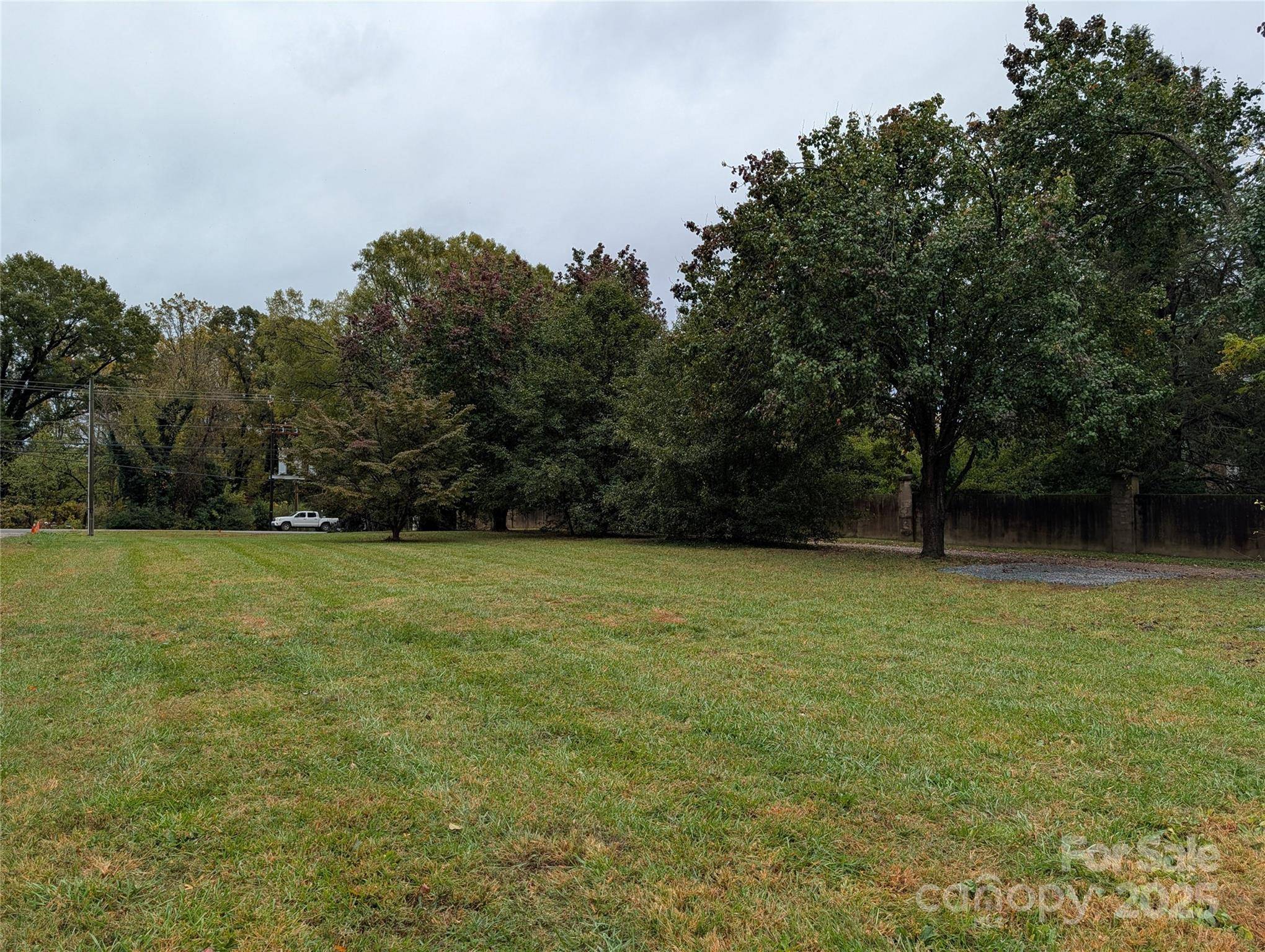 1332 Mecklenburg HWY, Mooresville, NC 28115