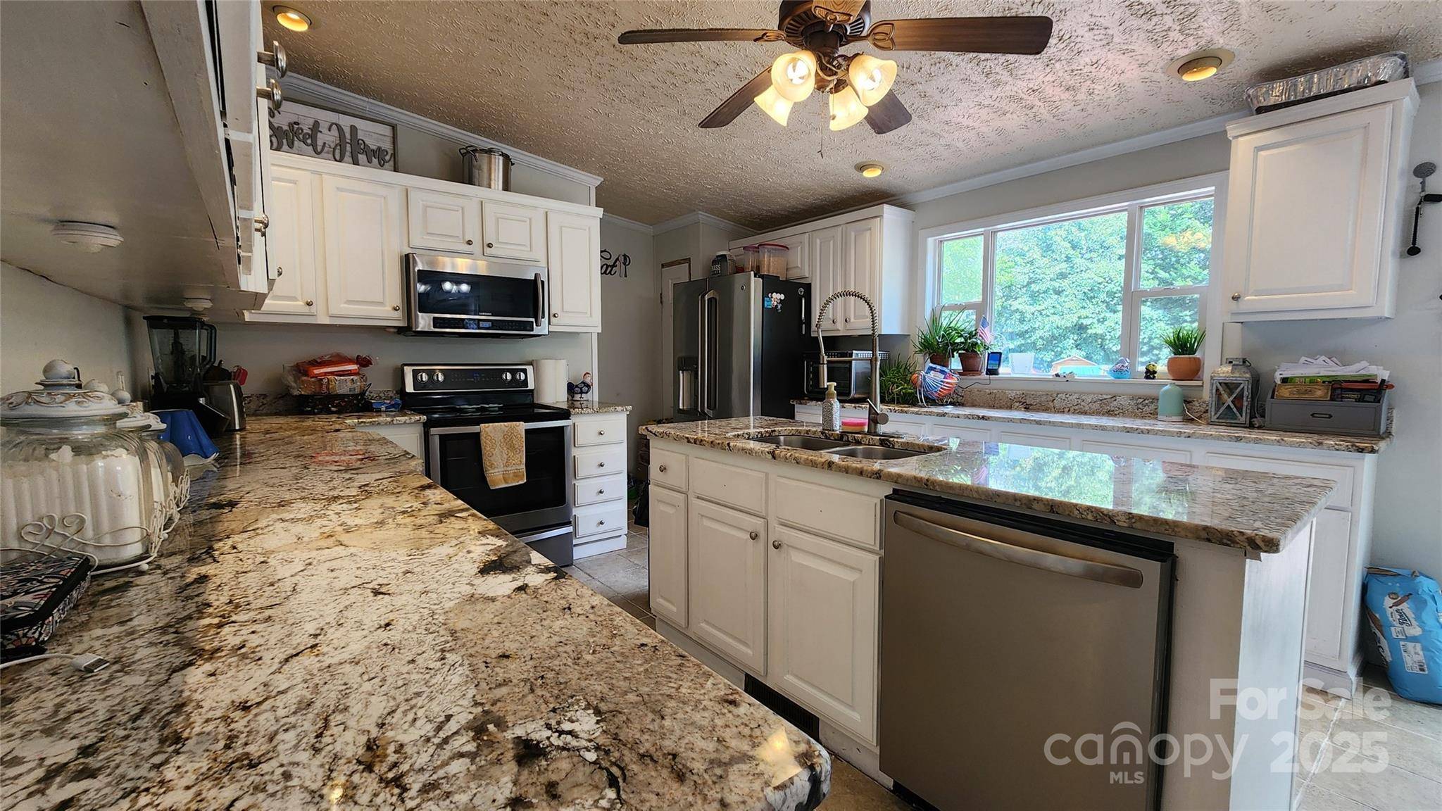 1235 Sulphur Springs RD, Waynesville, NC 28786
