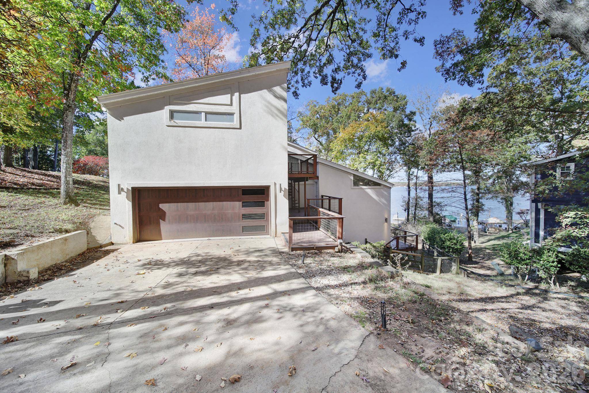 7005 Tega Cay DR, Tega Cay, SC 29708