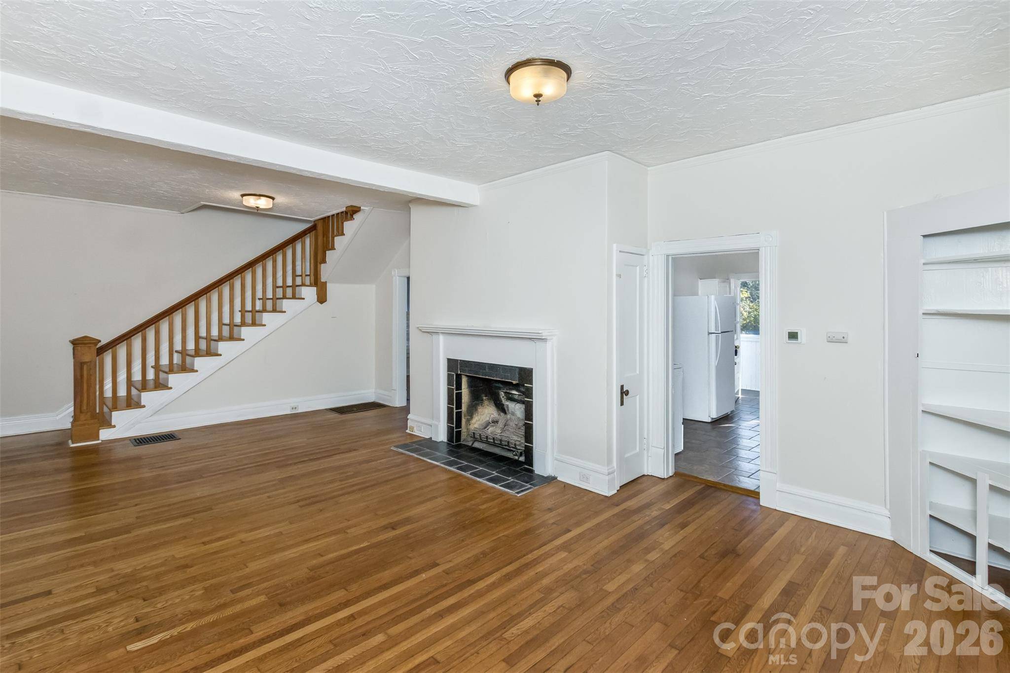 195 Terrace DR, Canton, NC 28716