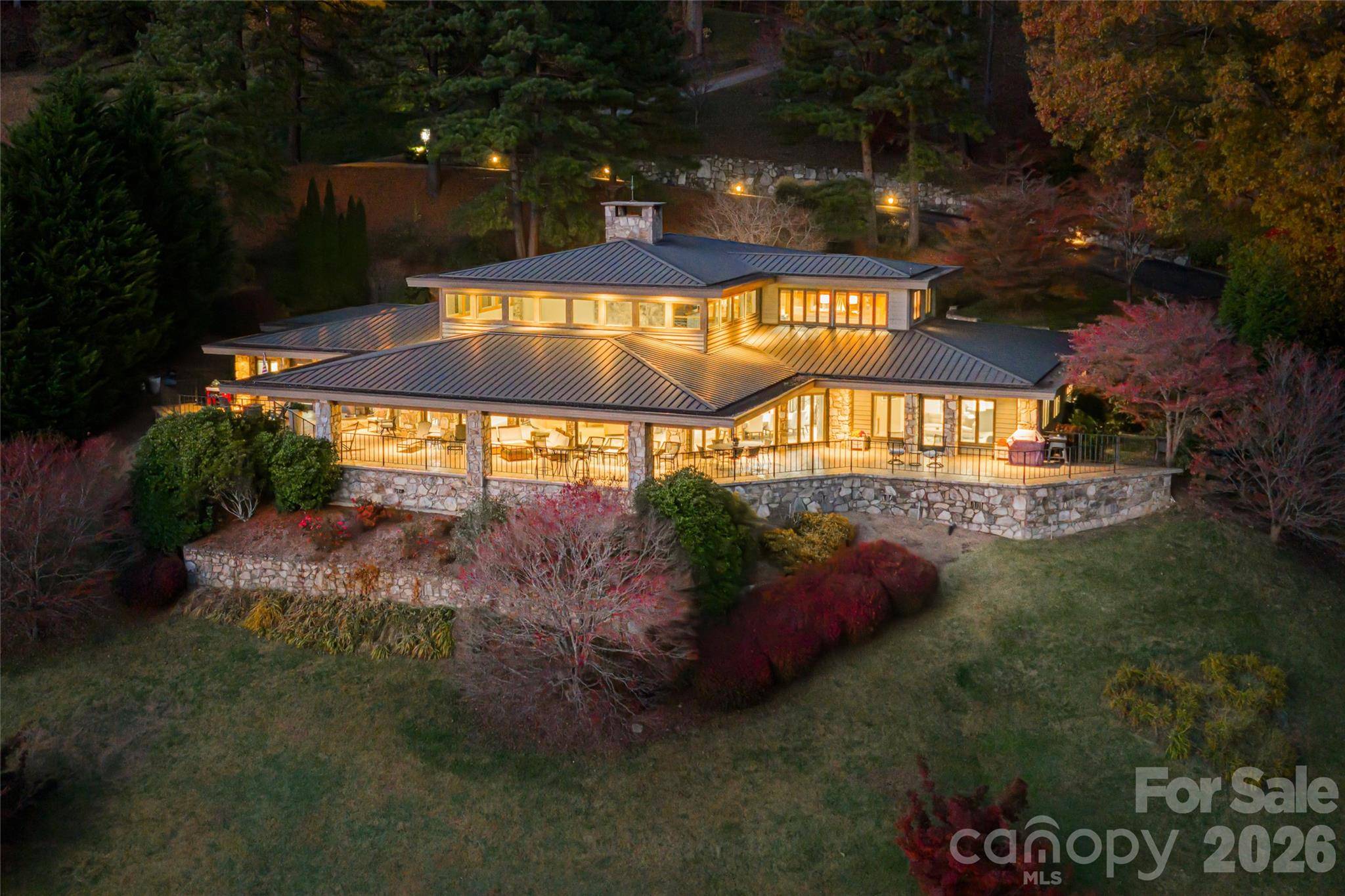 820 Laurel Ridge DR, Waynesville, NC 28786