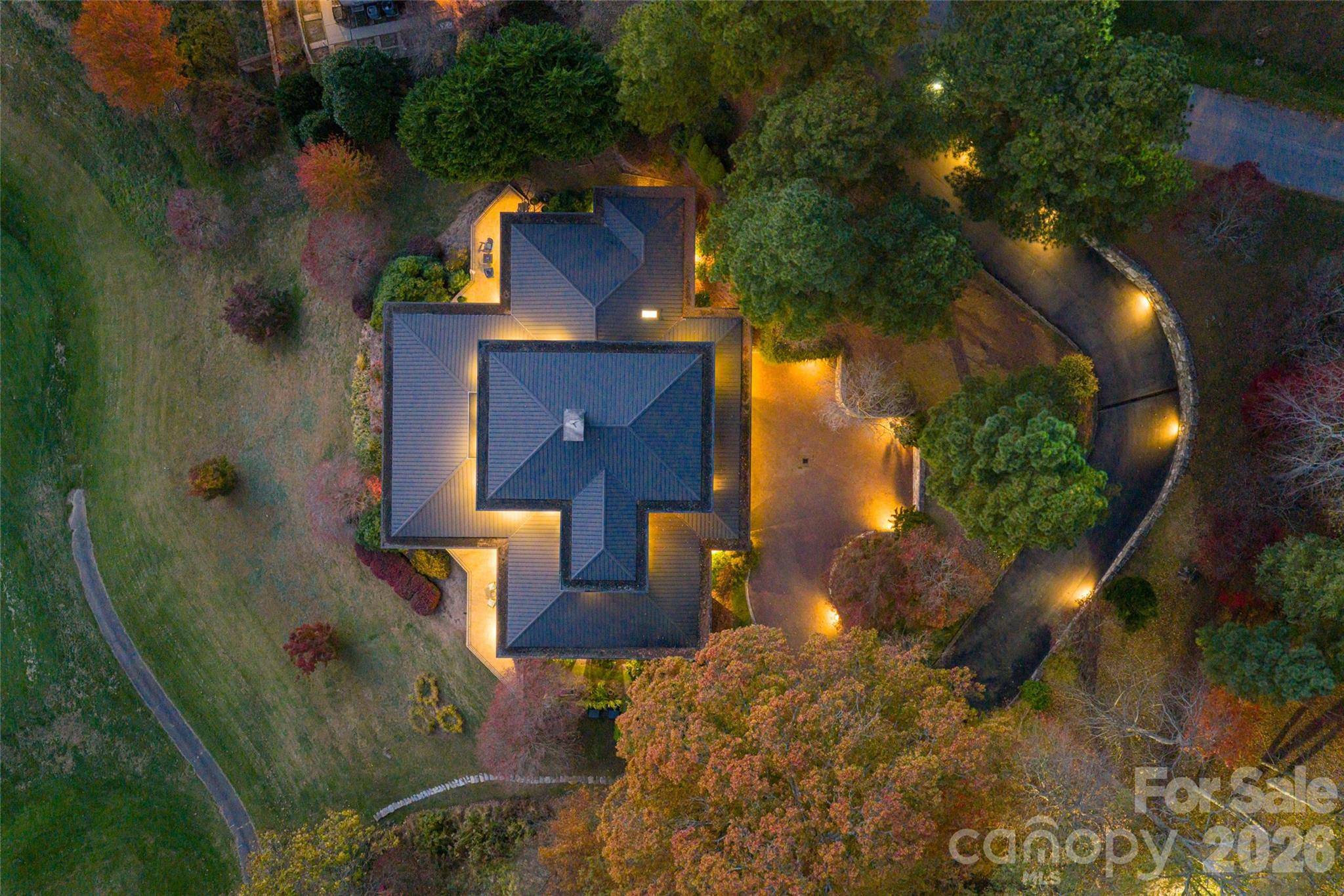 820 Laurel Ridge DR, Waynesville, NC 28786
