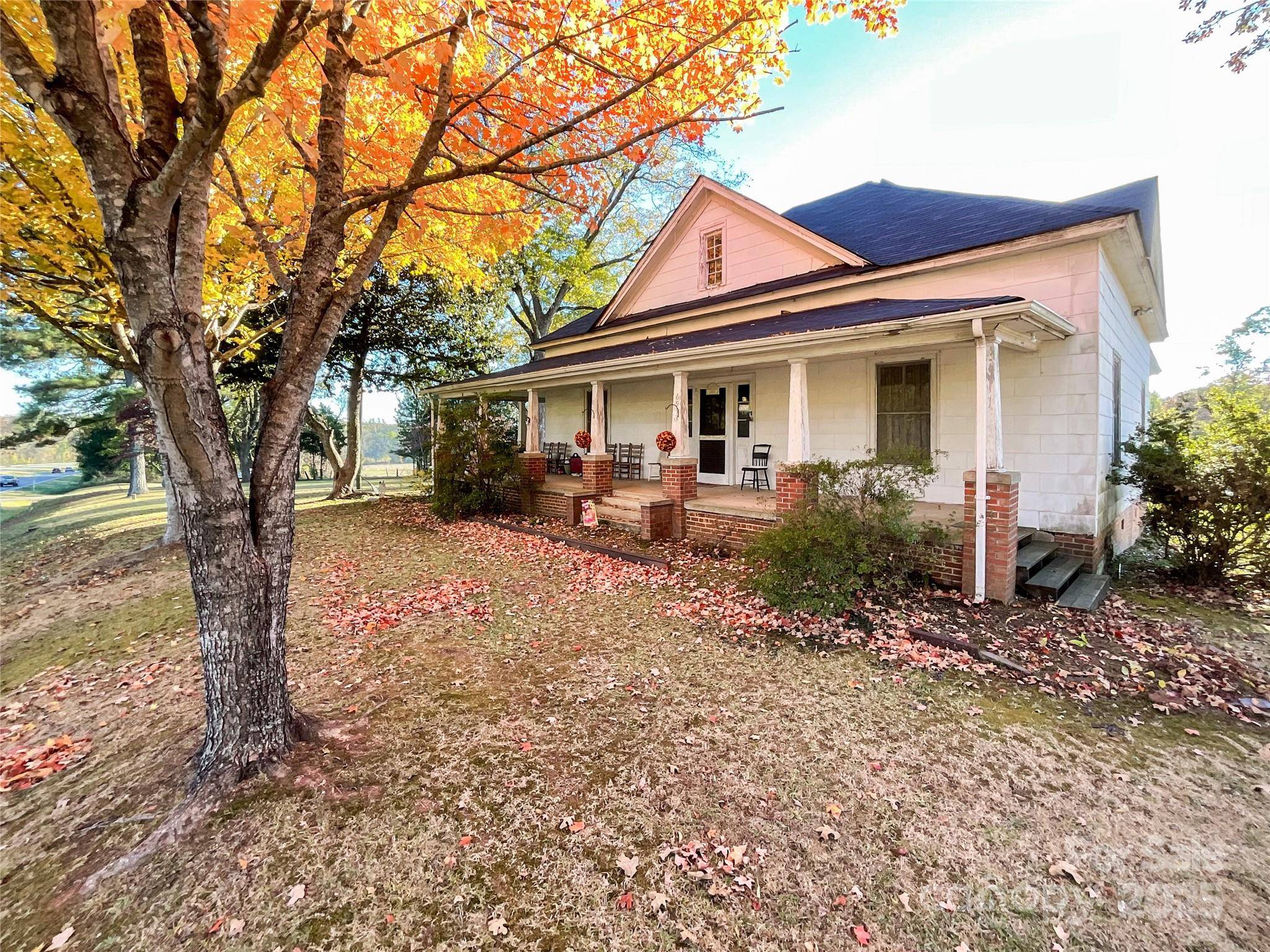 6993 Charlotte HWY, Lancaster, SC 29707