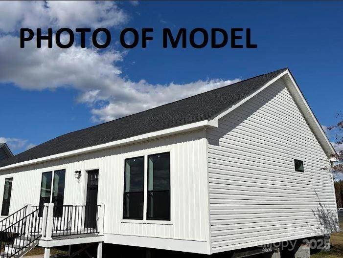 957 Martinat DR NE #lot 4, Morganton, NC 28655