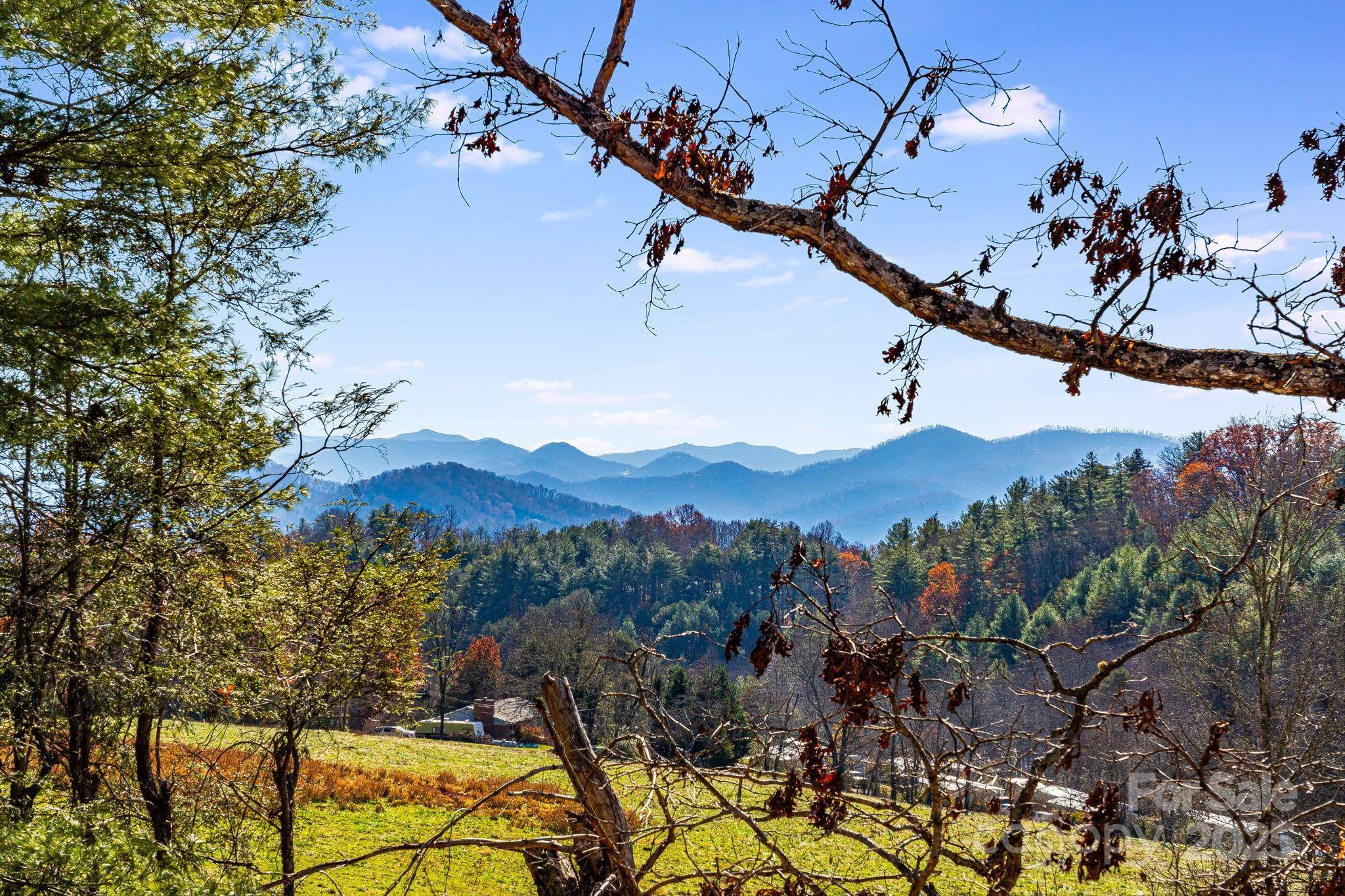 92 Parkway View RD, Mars Hill, NC 28754