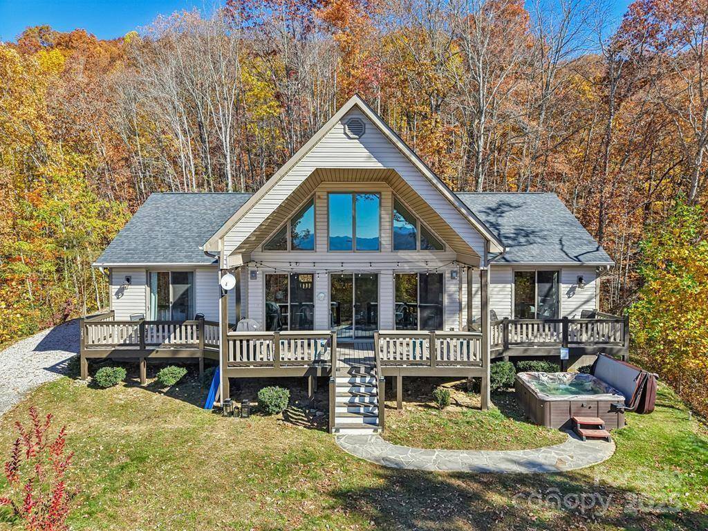 242 Crossview DR, Bryson City, NC 28713
