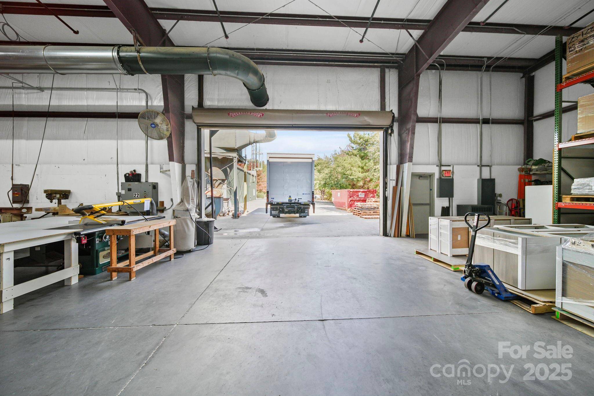 3213 Westwood Industrial DR, Monroe, NC 28110