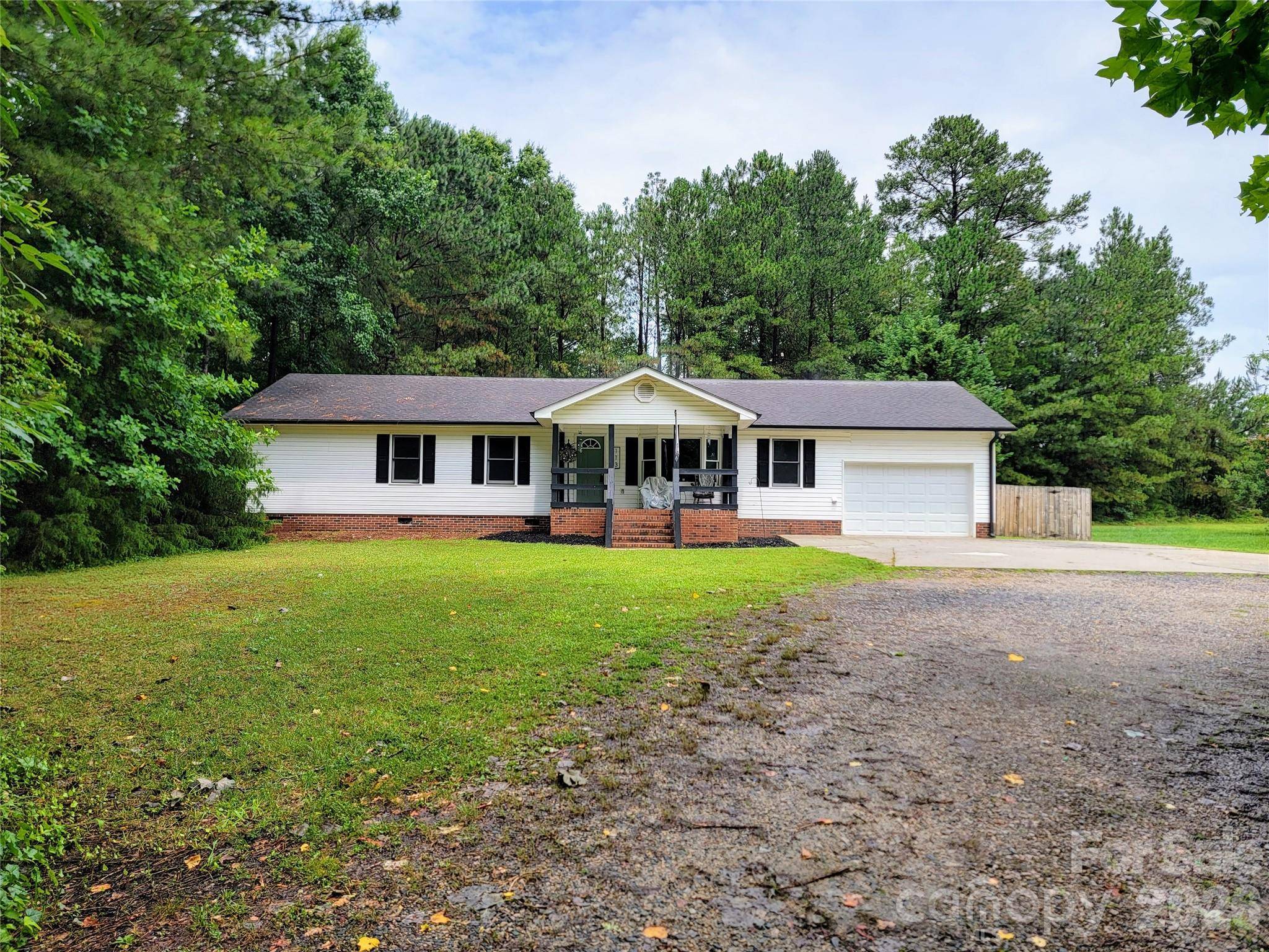 113 Tanager DR, York, SC 29745