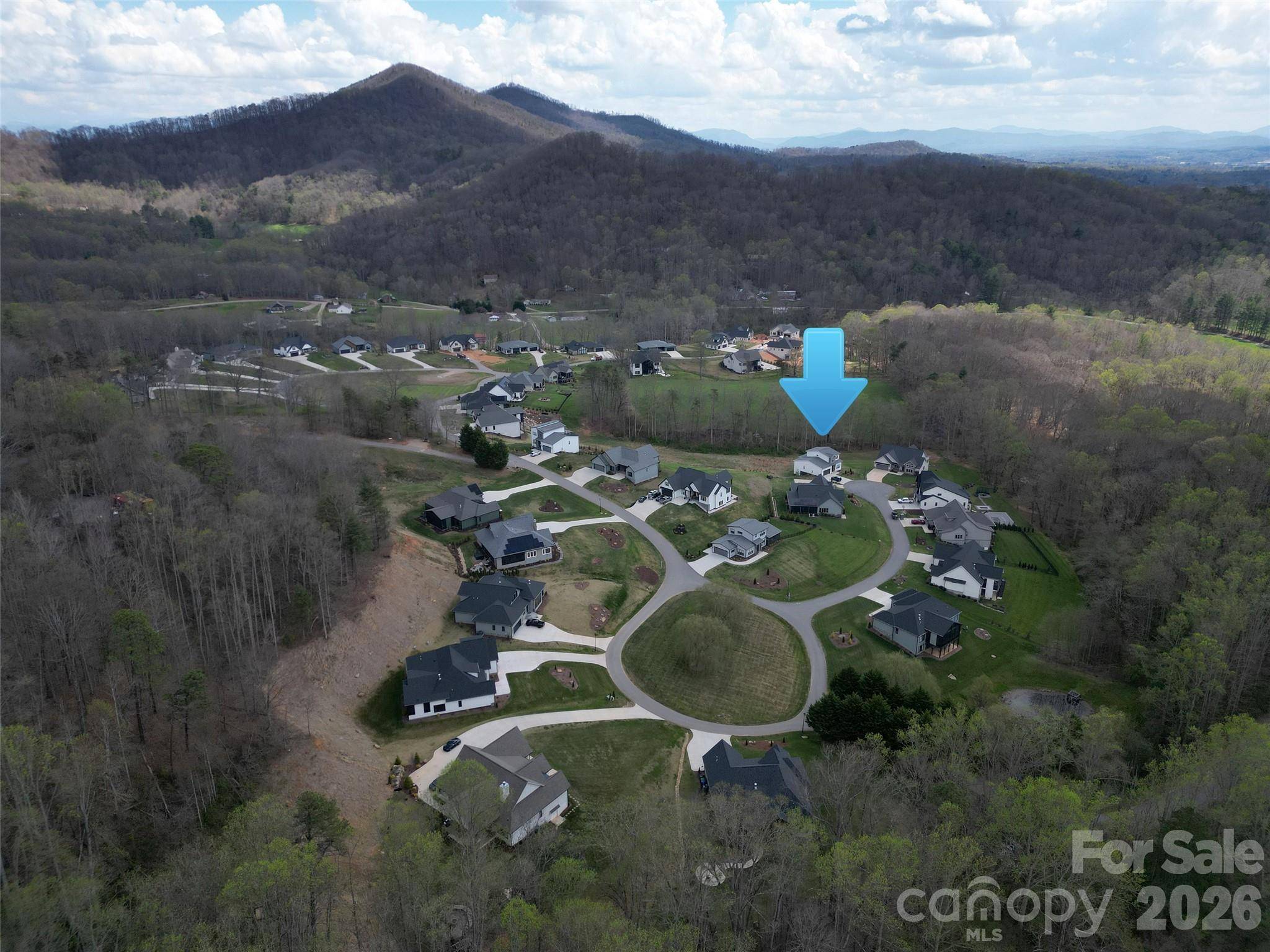 18 Sagewood DR, Candler, NC 28715