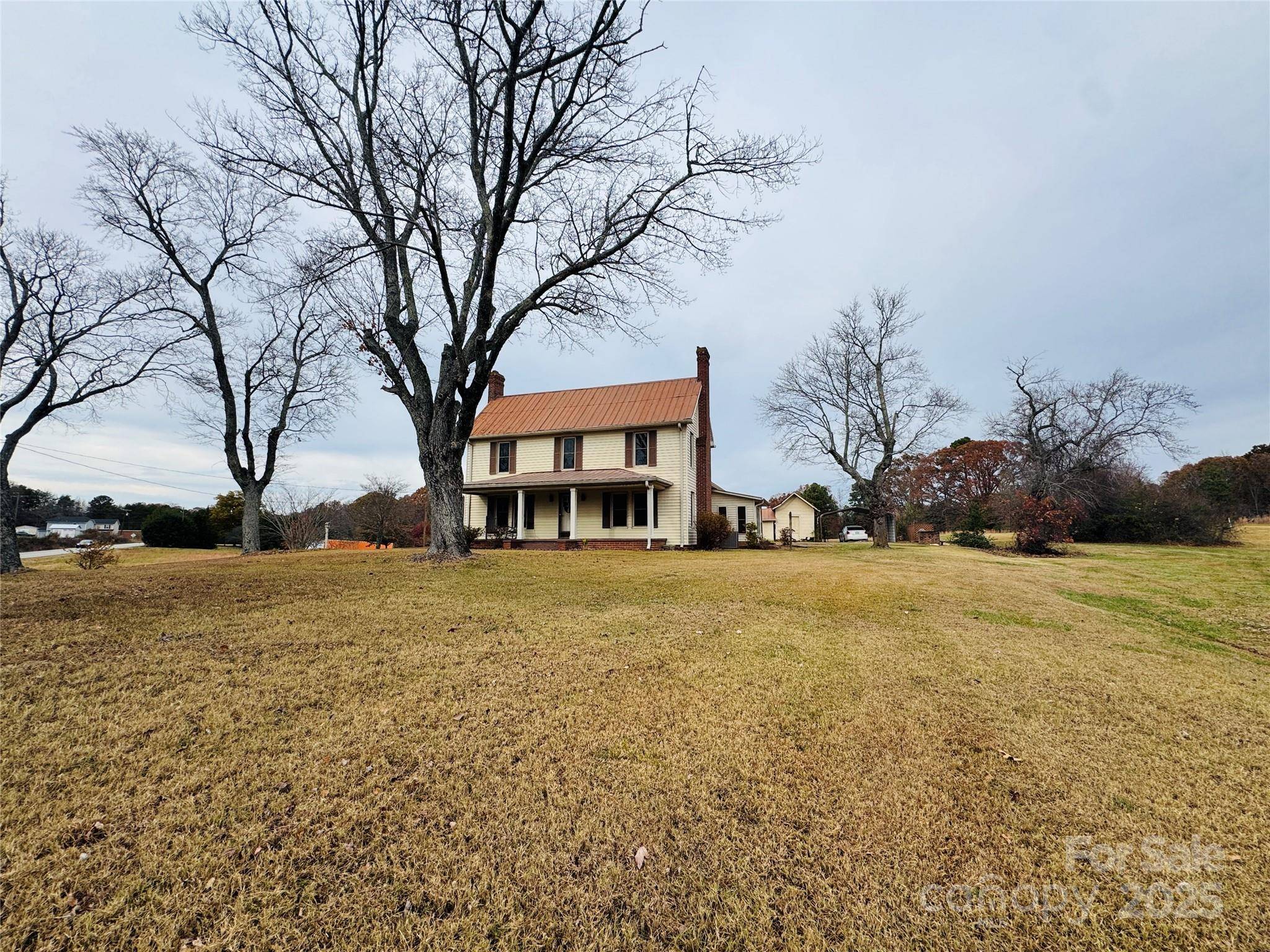 9143 S NC Highway 150 HWY, Linwood, NC 27299