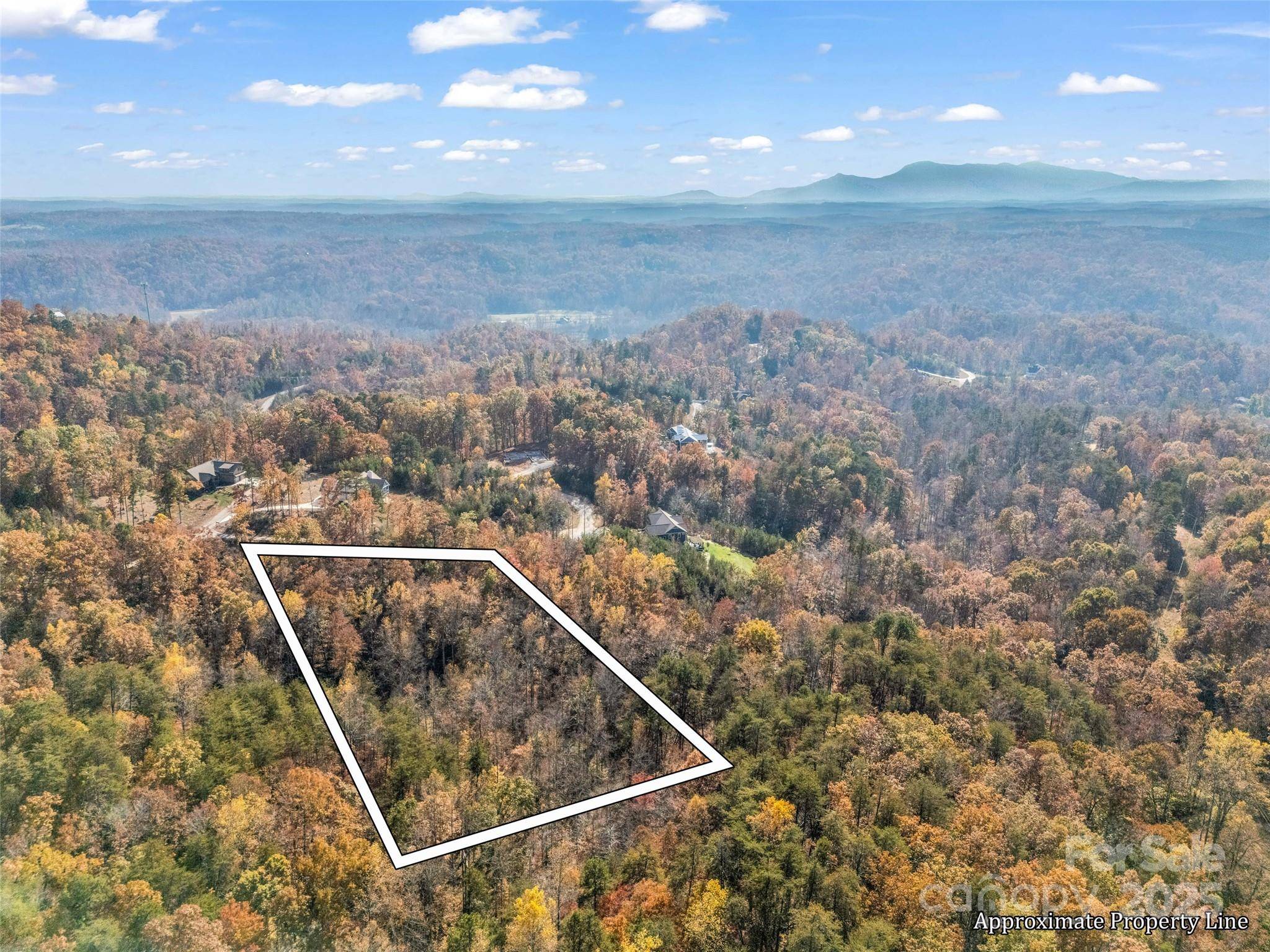 0 Crest DR, Lake Lure, NC 28746
