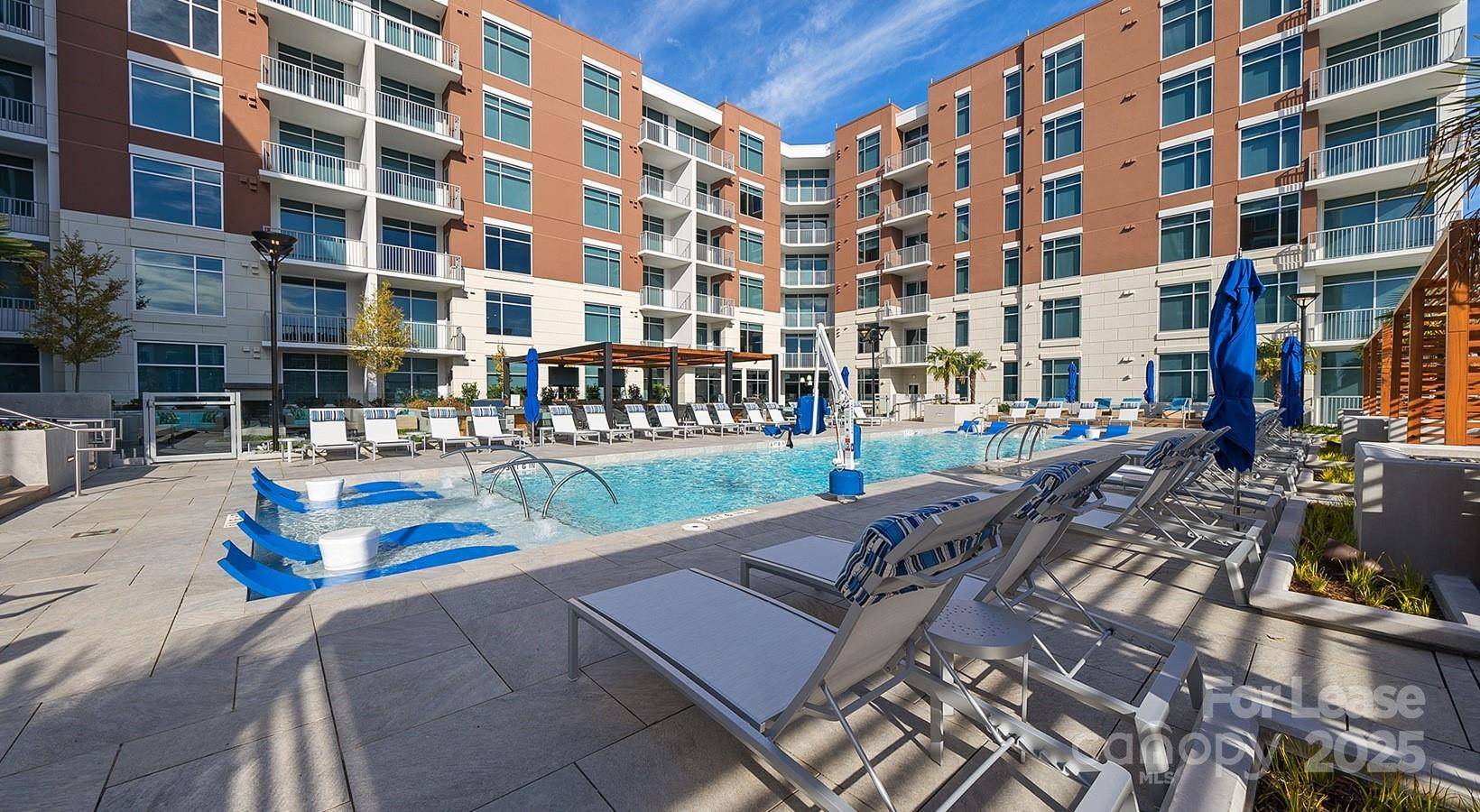 4425 Sharon RD #1B, Charlotte, NC 28211