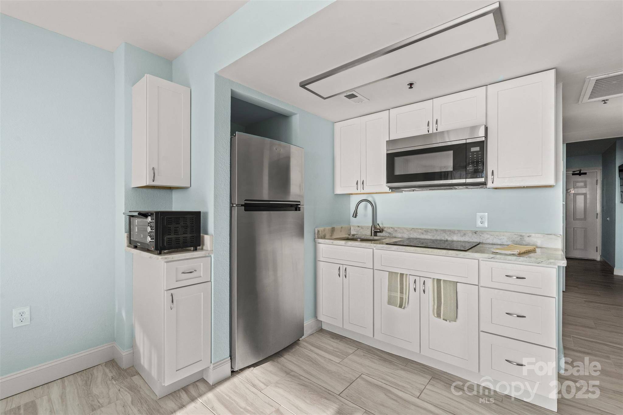 2310 N Ocean BLVD #202, Myrtle Beach, SC 29577