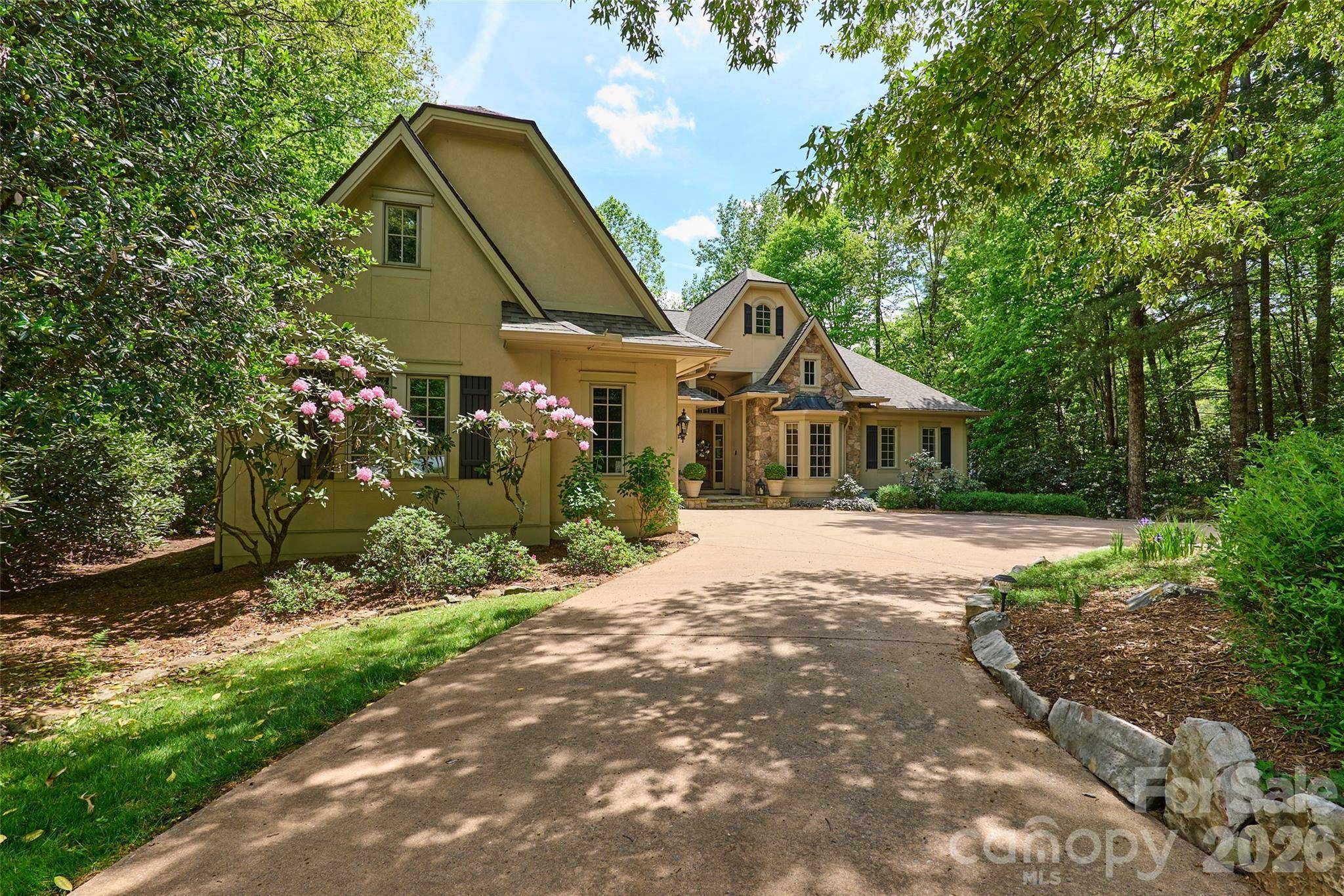 249 Pine Mountain TRL, Brevard, NC 28712
