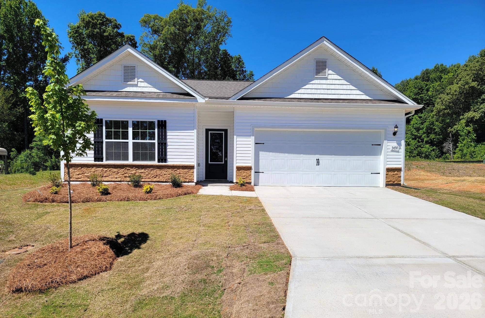 3458 Robindale DR, Winston Salem, NC 27127