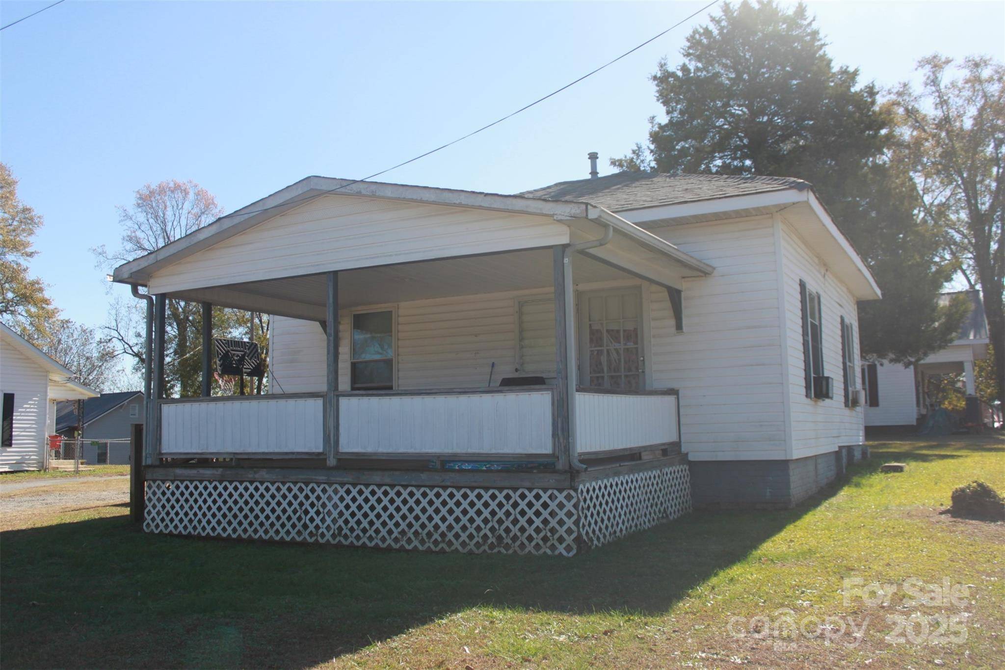112 Eastside DR, Forest City, NC 28043