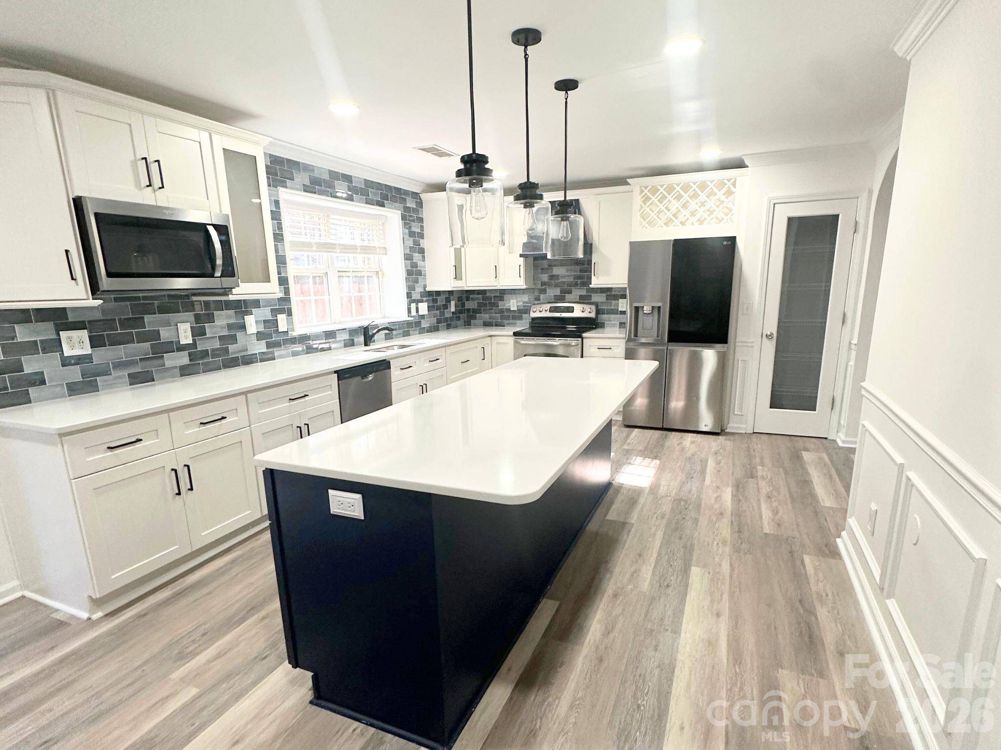 9310 Chastain Walk DR, Charlotte, NC 28216