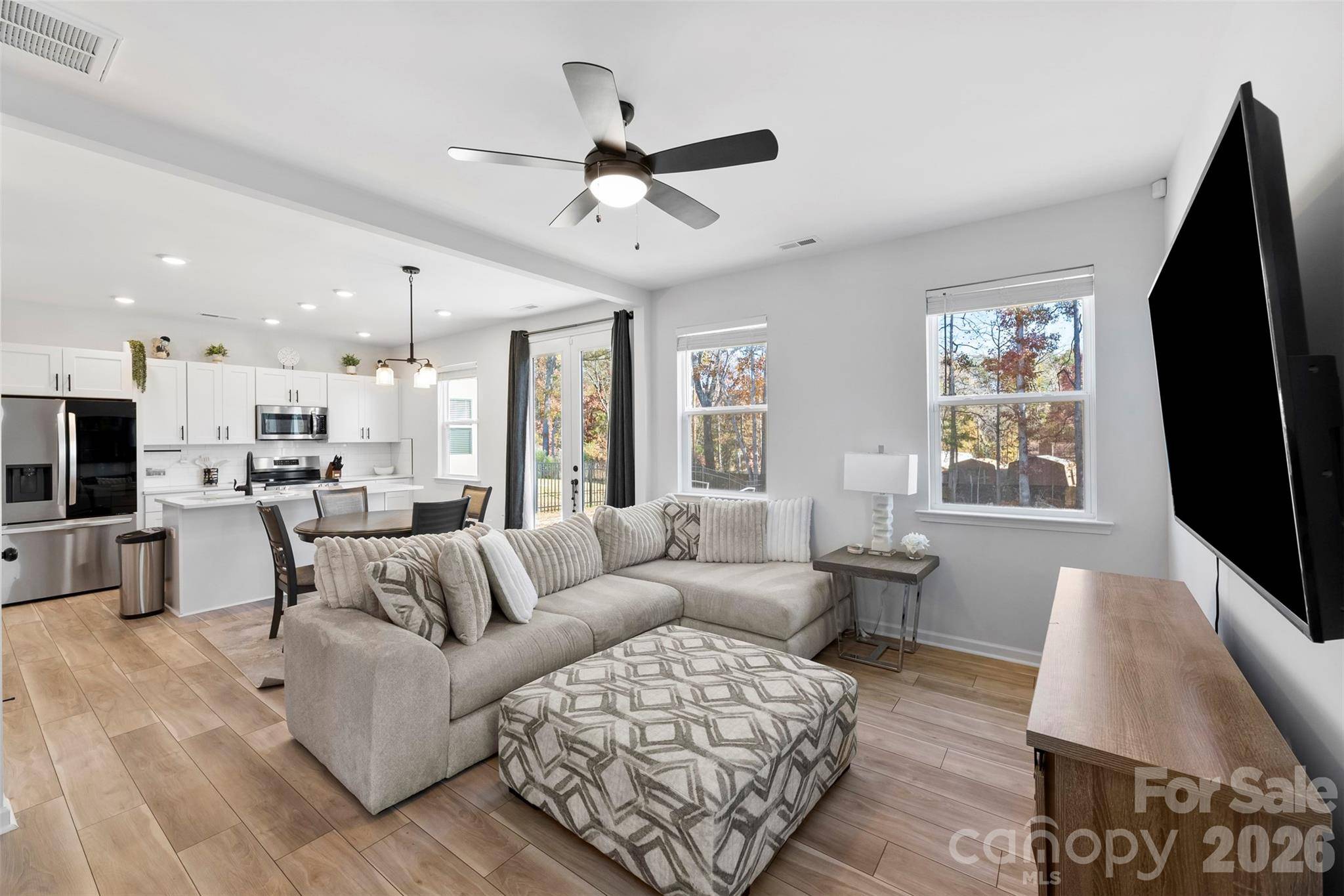145 Baucom ST, Charlotte, NC 28216