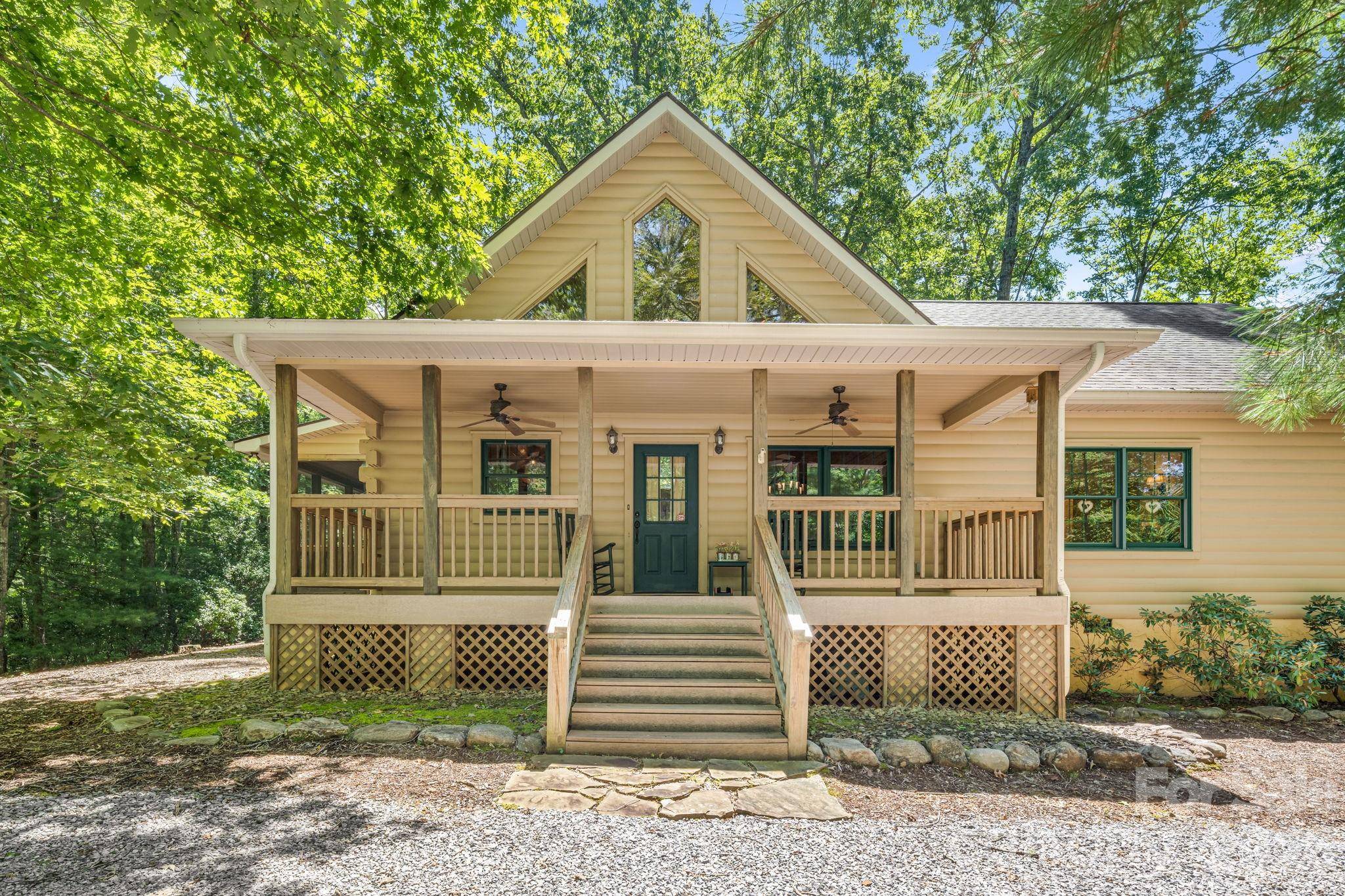 240 Ravenswood DR, Marion, NC 28752